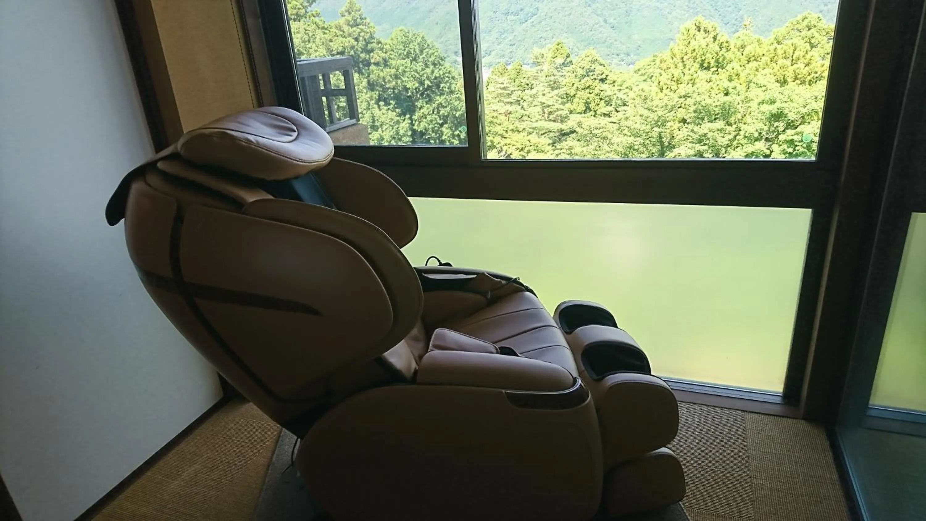 Decorative detail in Hakone Kyuan