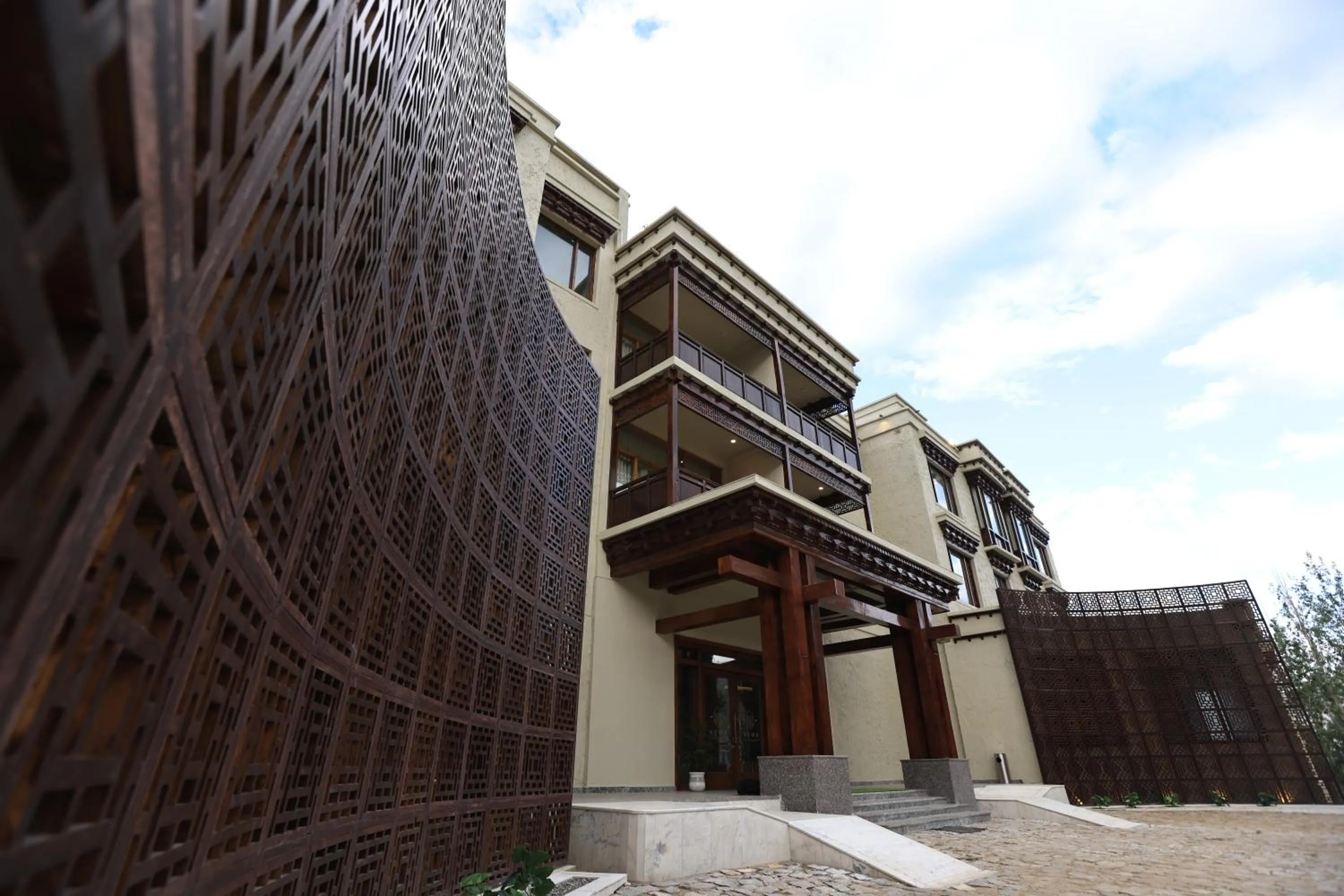 Property building in Hotel Rewa Ladakh