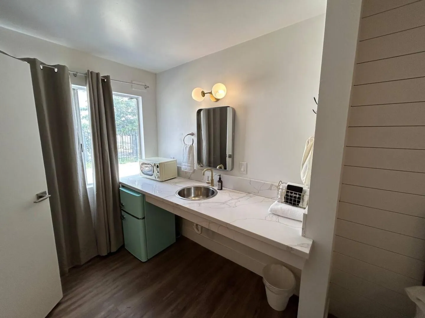 Bathroom in Sierra Motor Lodge - A Sierra Blue Hotel