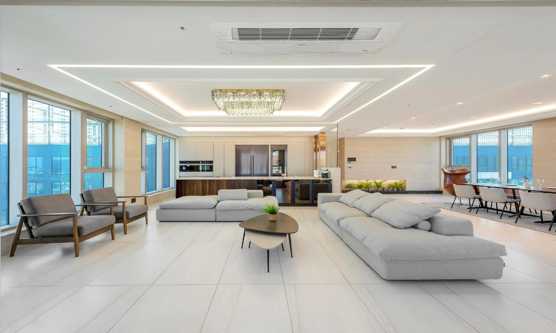 Busan Station BOOKING THE BAY