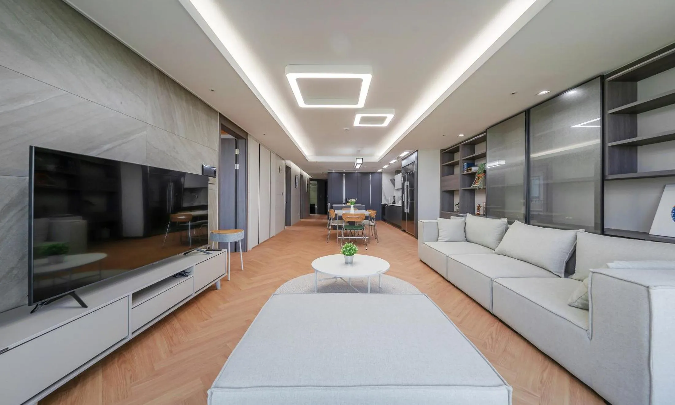 Busan Station BOOKING THE BAY