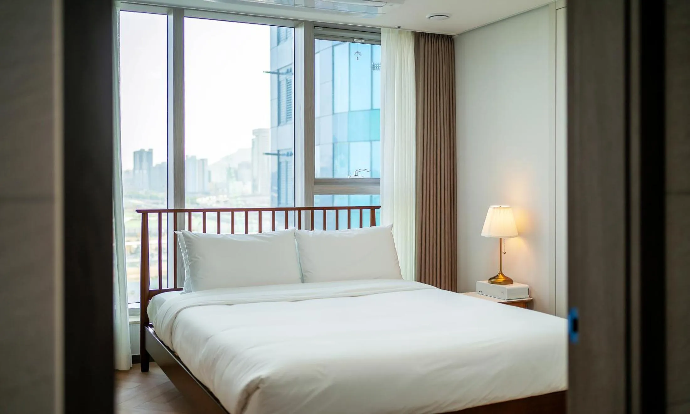 Bed in Busan Station BOOKING THE BAY