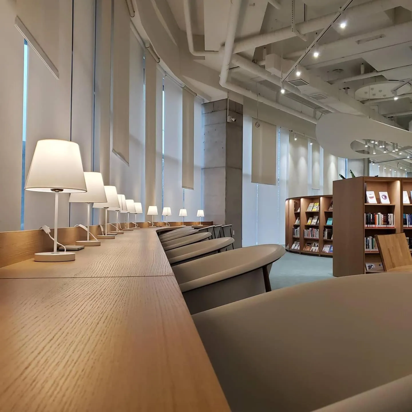 Busan Station BOOKING THE BAY