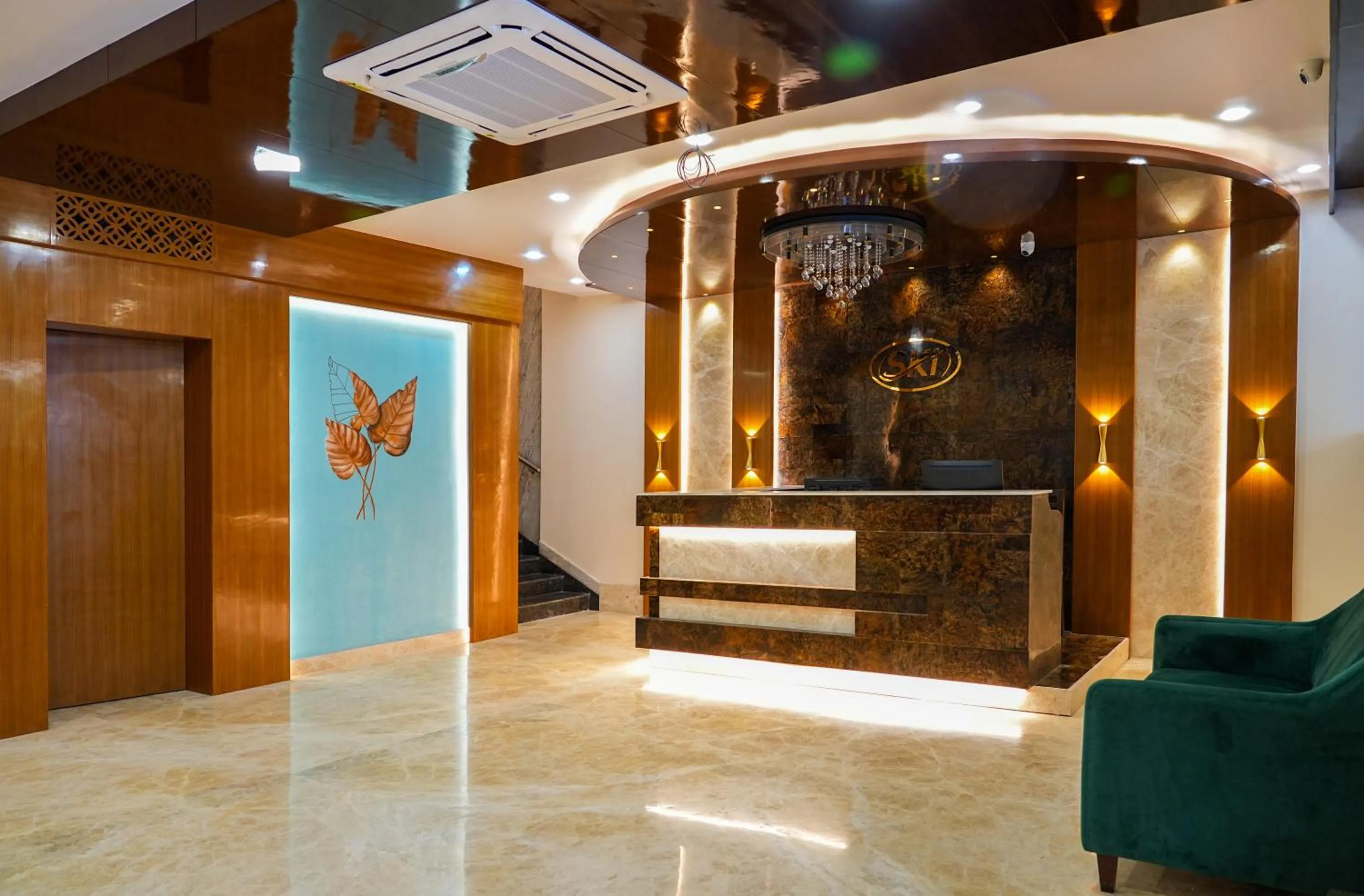 Sri Krishna Inn - Kempegowda Airport Bangalore