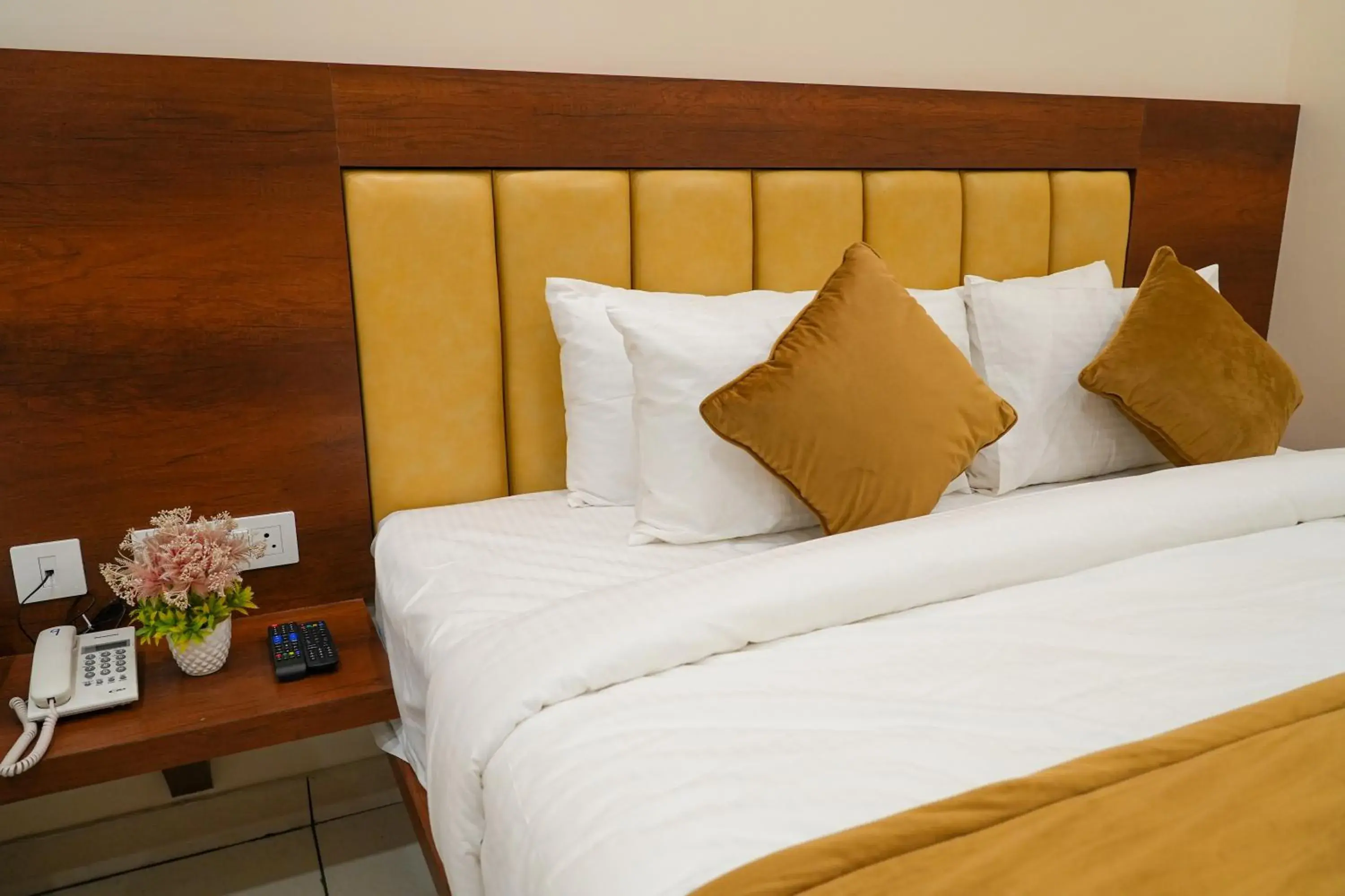 Bed in Sri Krishna Inn - Kempegowda Airport Bangalore Bed in Sri Krishna Inn - Kempegowda Airport Bangalore