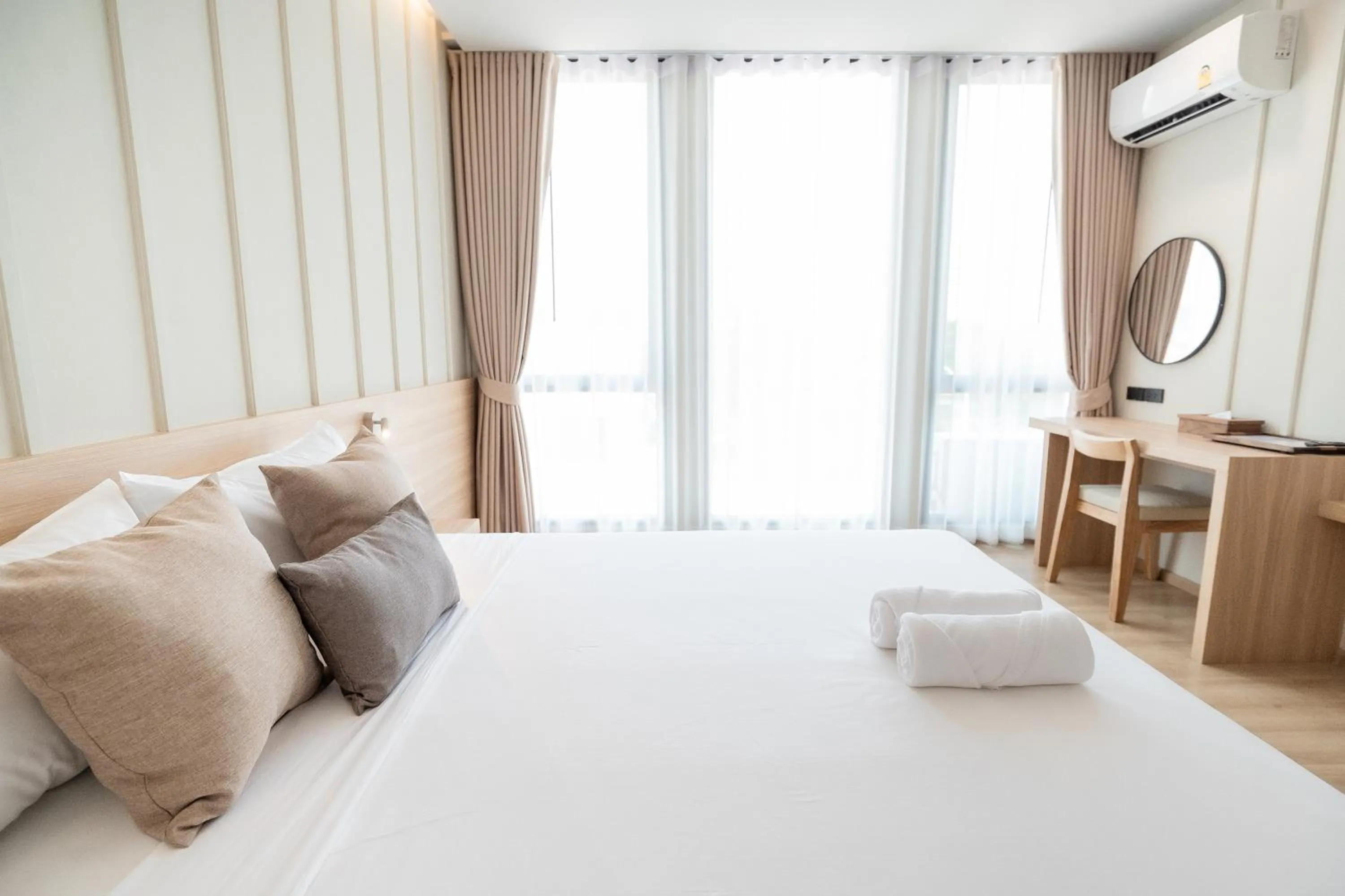 Bed in Pillows boutique hotel