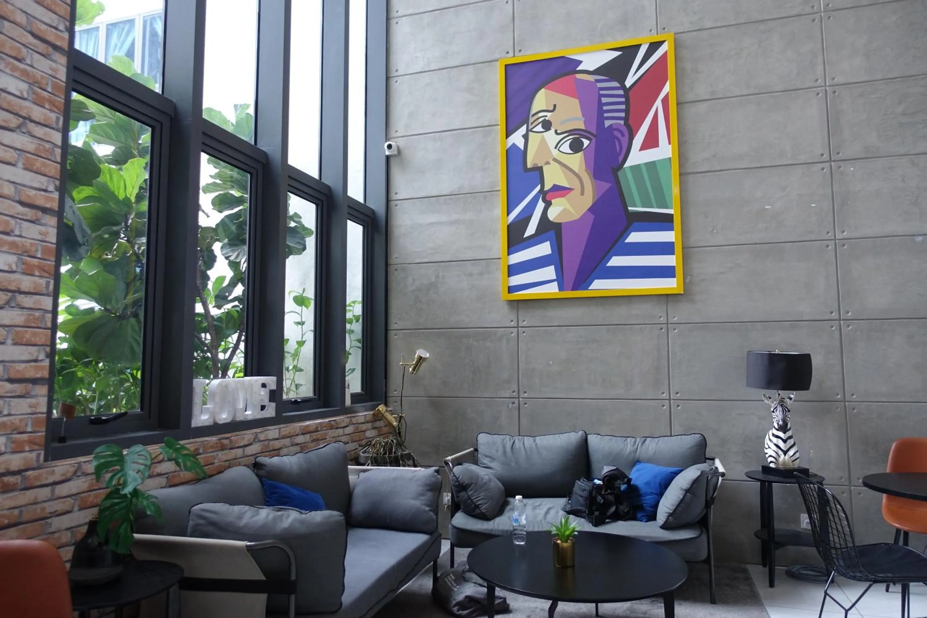 Communal lounge/ TV room in LUXE Infinitum KLCC by WSD