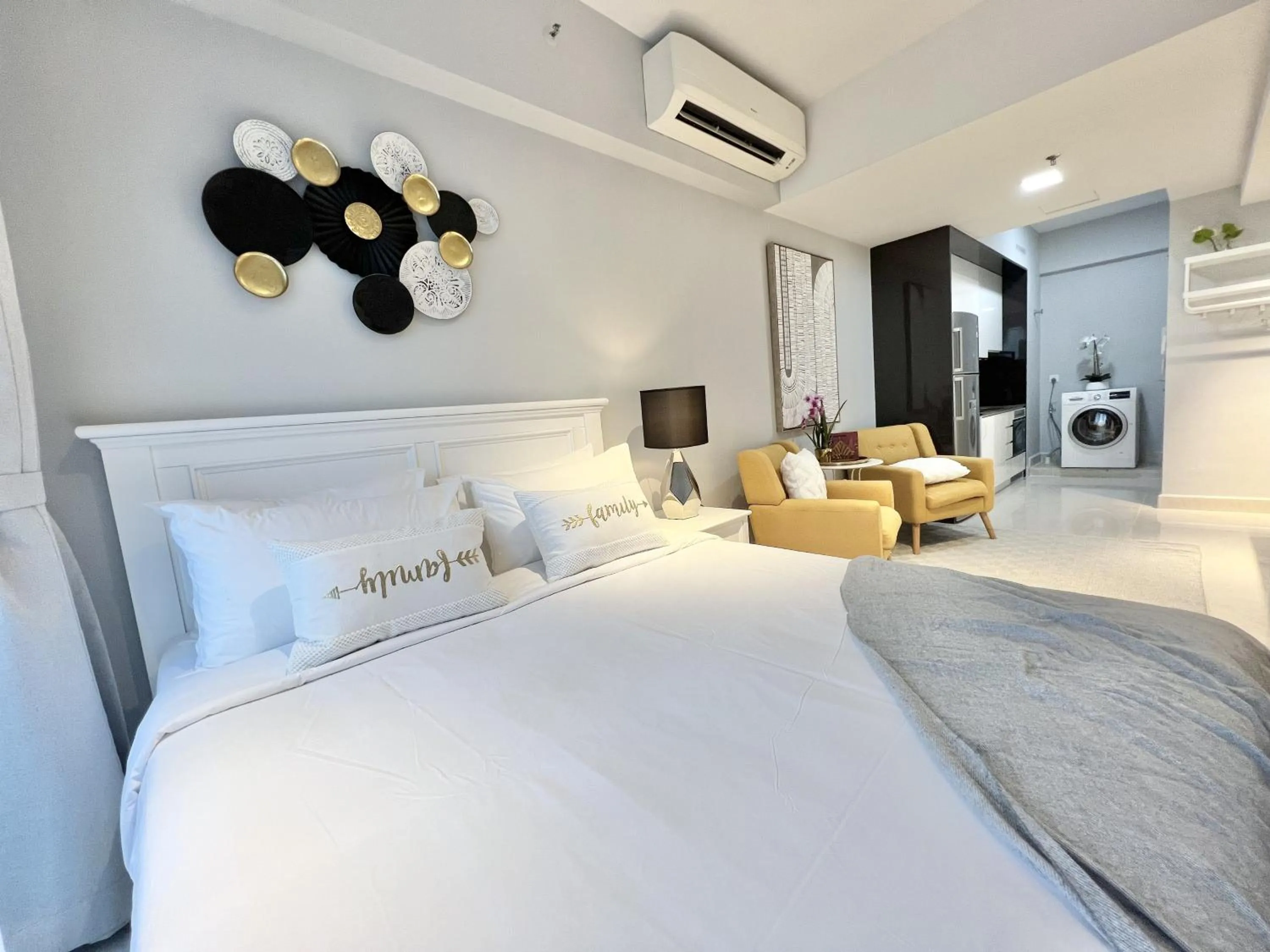 Bed in LUXE Infinitum KLCC by WSD