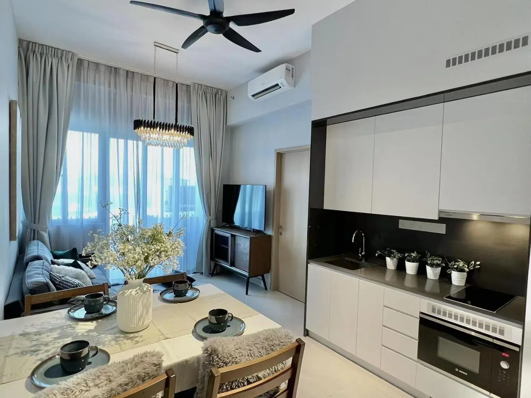 Two-Bedroom Suite in LUXE Infinitum KLCC by WSD Two-Bedroom Suite in LUXE Infinitum KLCC by WSD