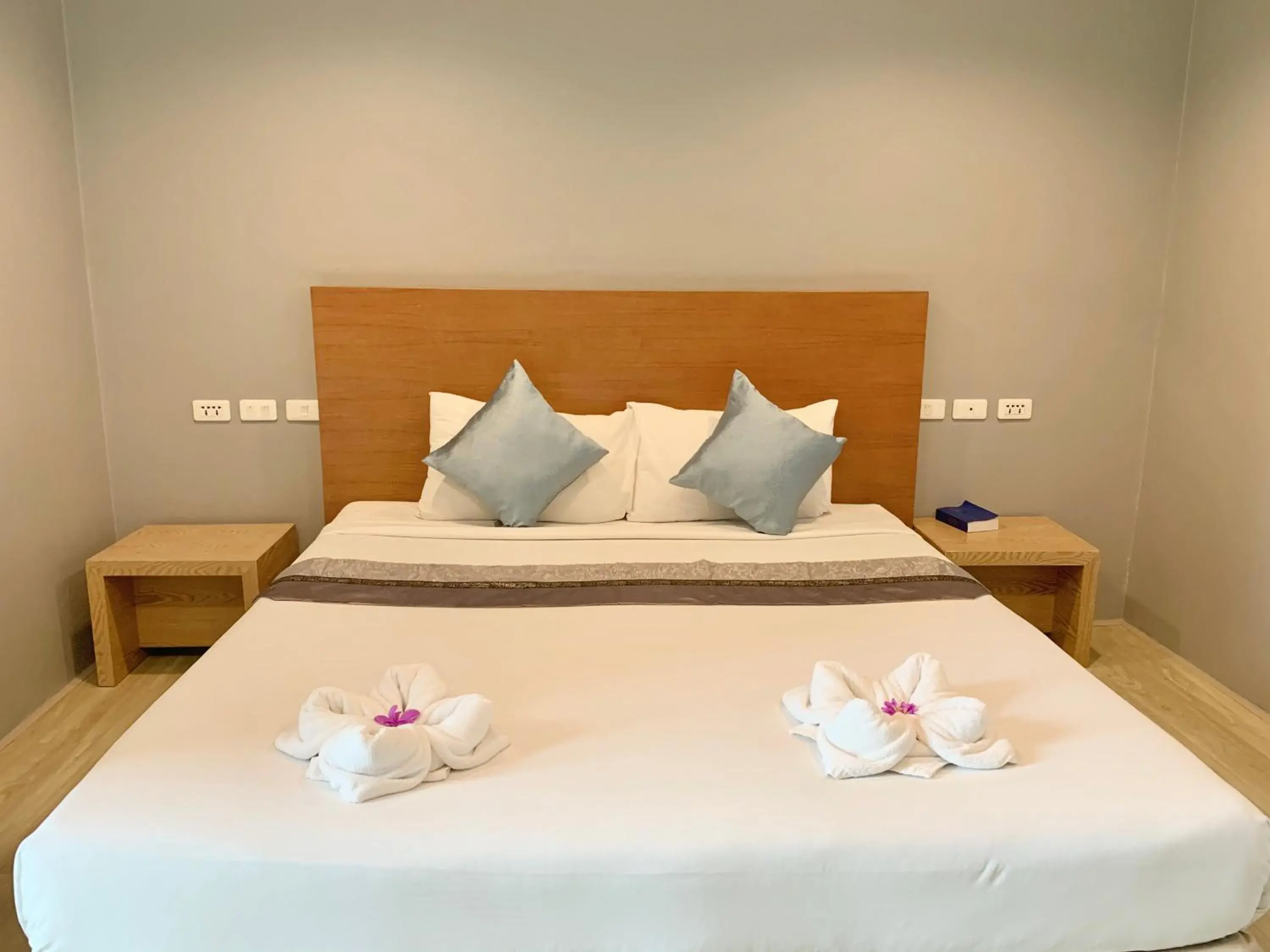 Bed in Behind The Scene Hotel Club @ Samui Bed in Behind The Scene Hotel Club @ Samui