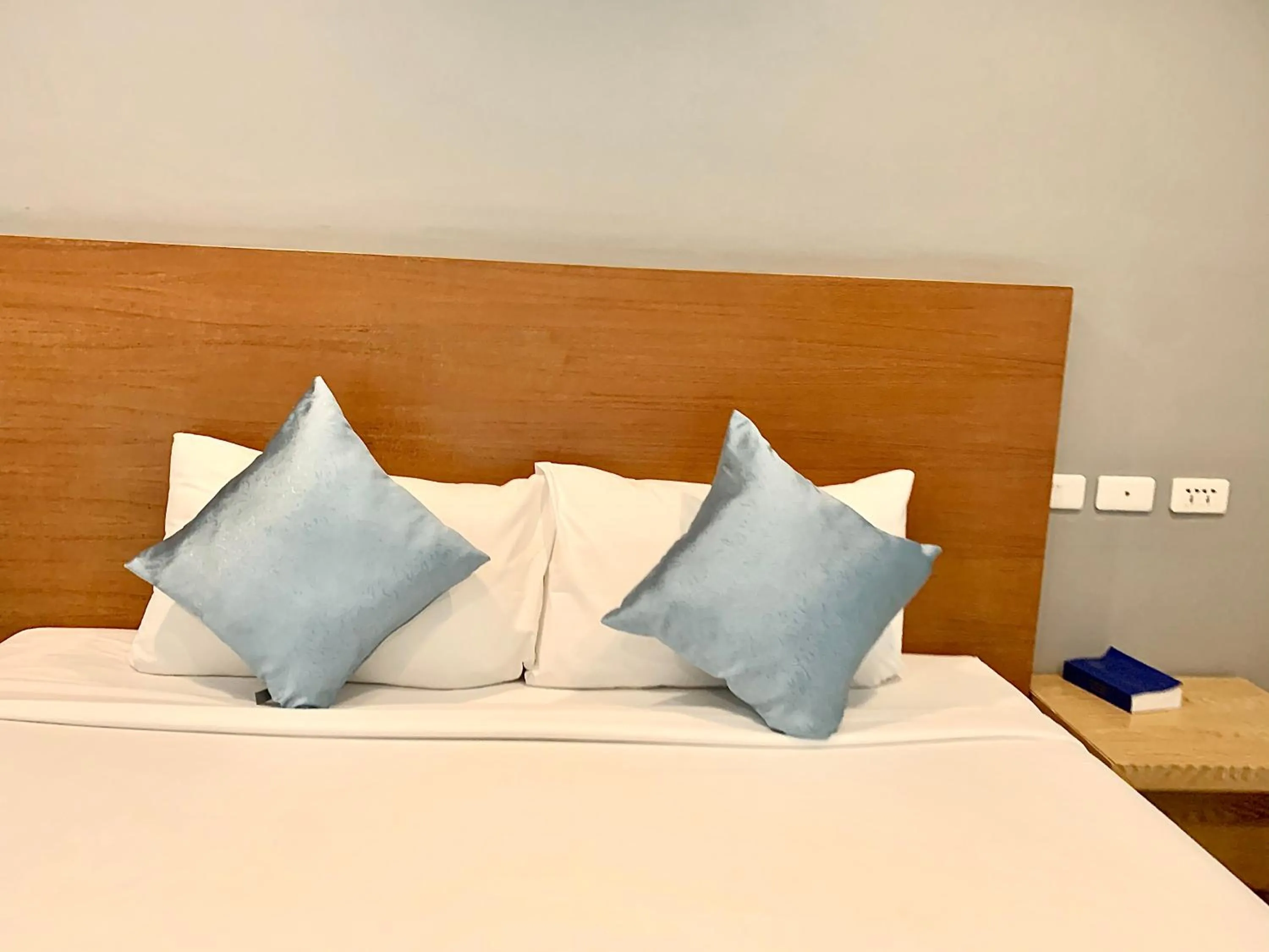 Bed in Behind The Scene Hotel Club @ Samui