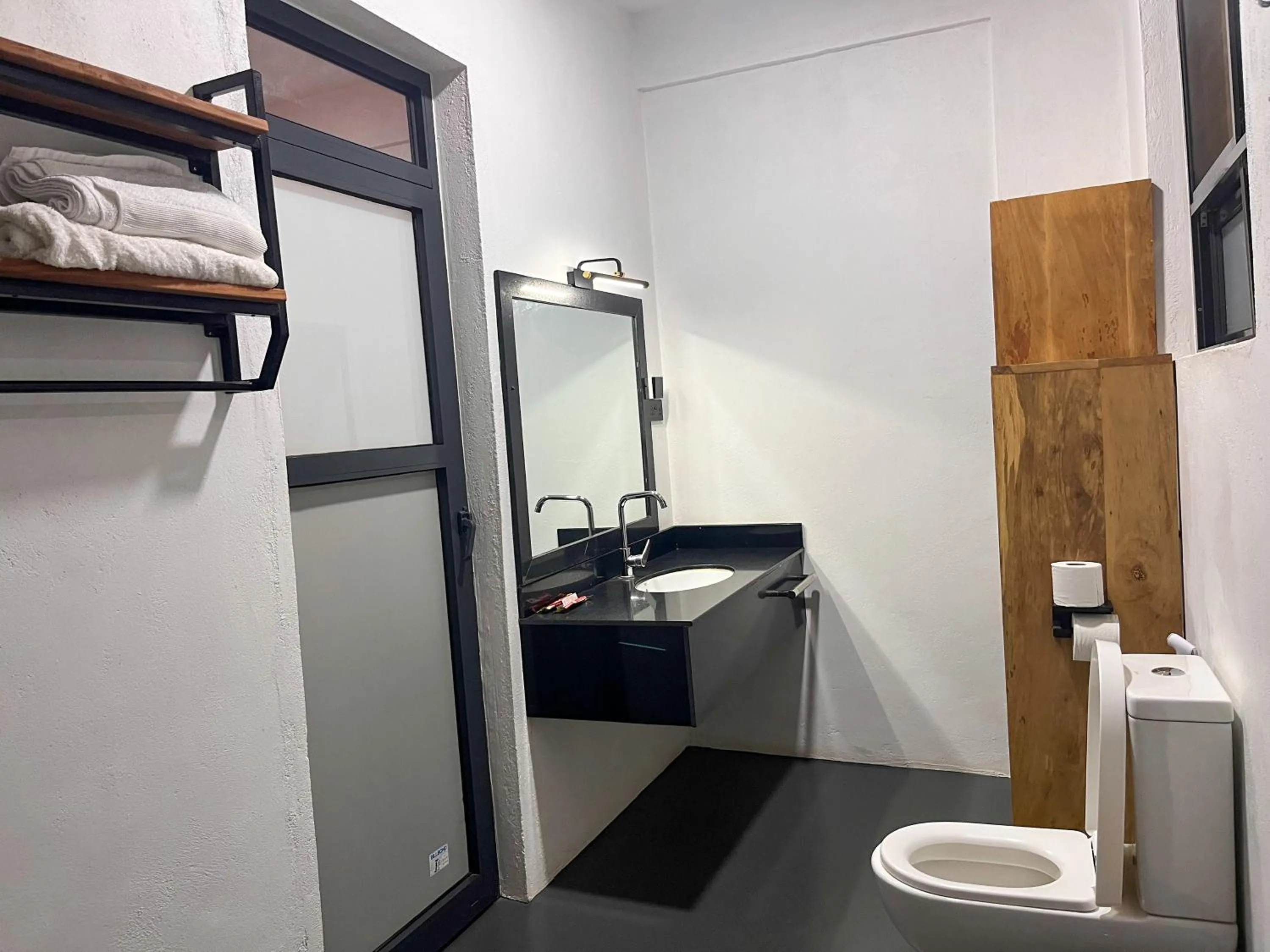 Toilet in Njiro Climax