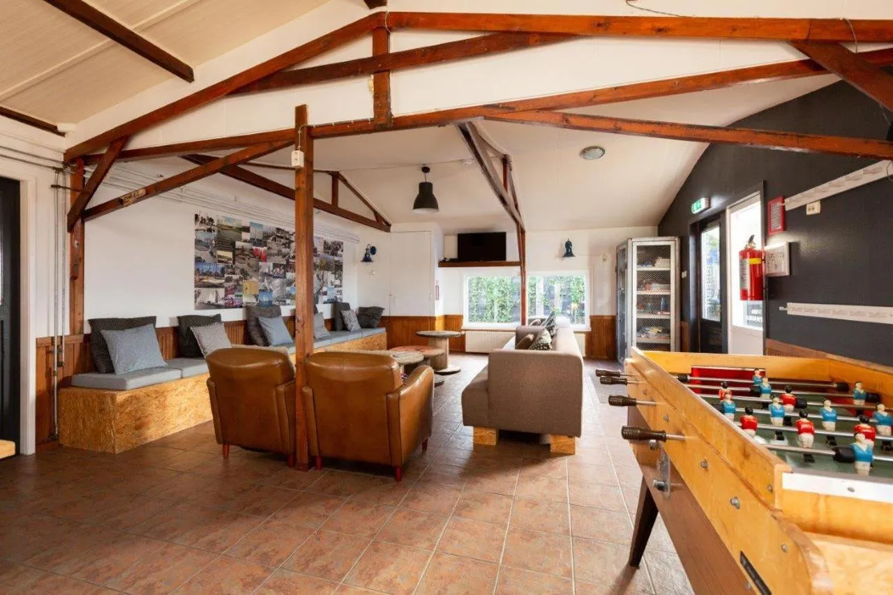 Het Toppunt groot vakantiehuis aan het water