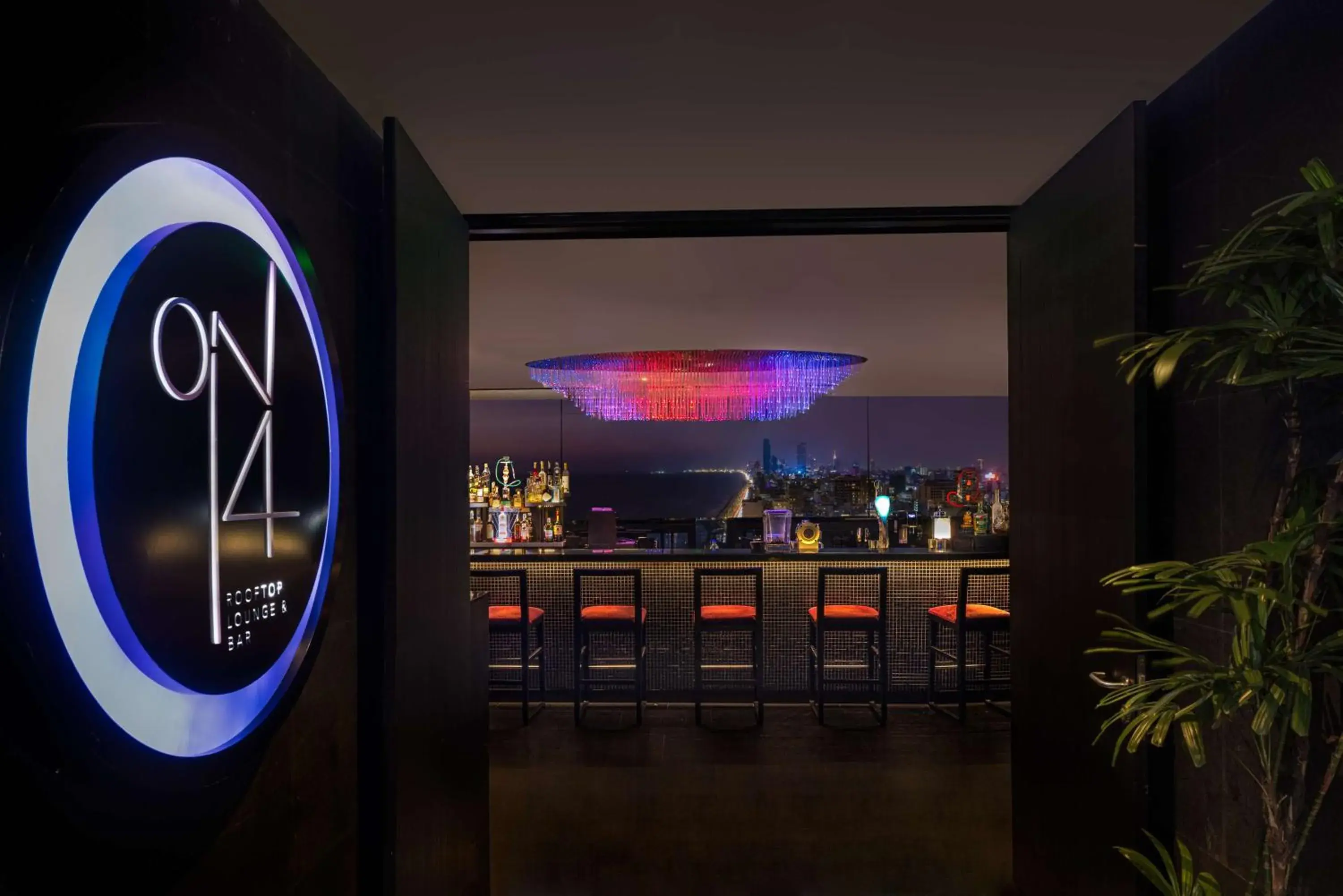 Restaurant/places to eat in Radisson Hotel Colombo Restaurant/places to eat in Radisson Hotel Colombo