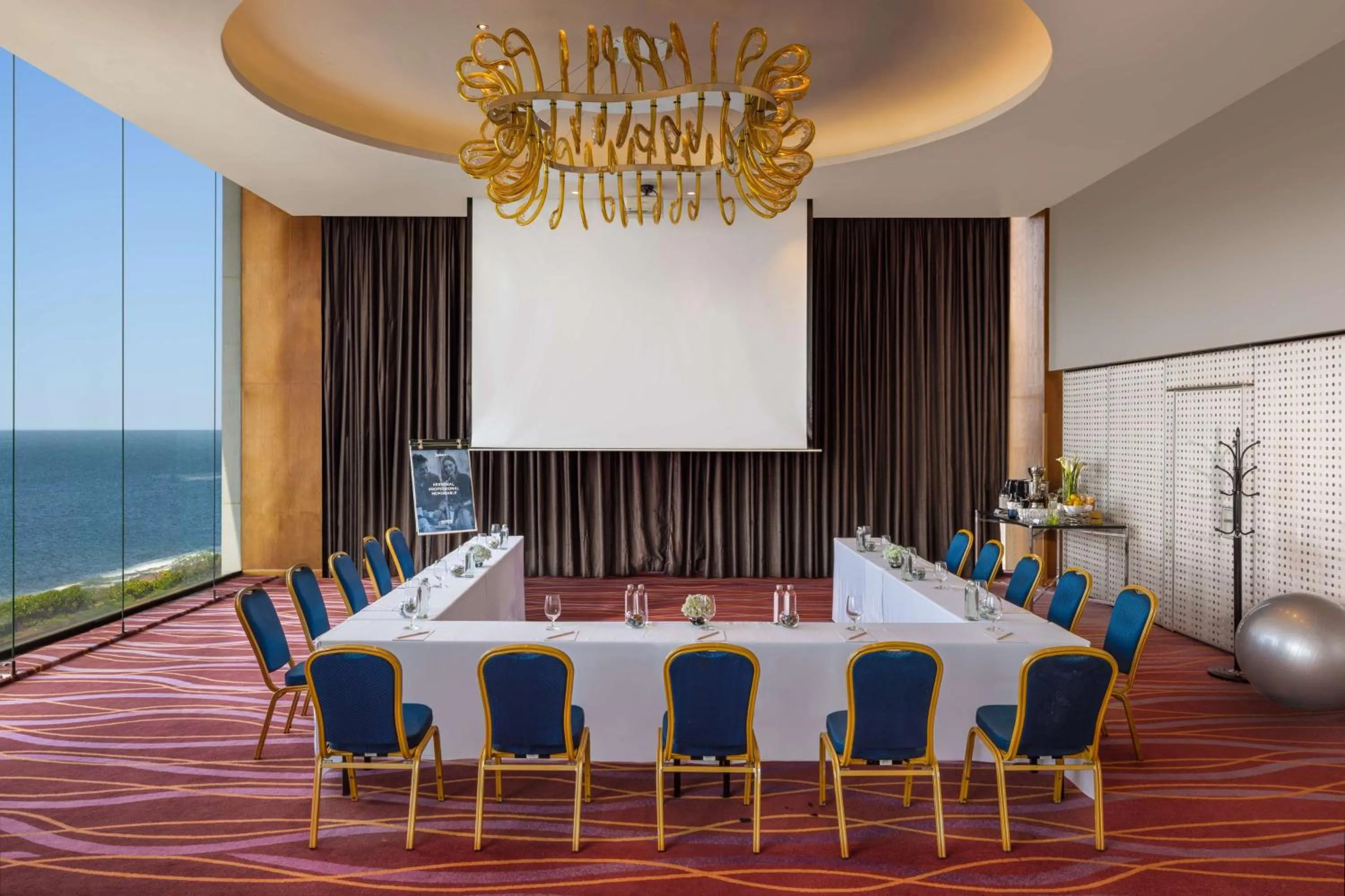 Banquet/Function facilities in Radisson Hotel Colombo