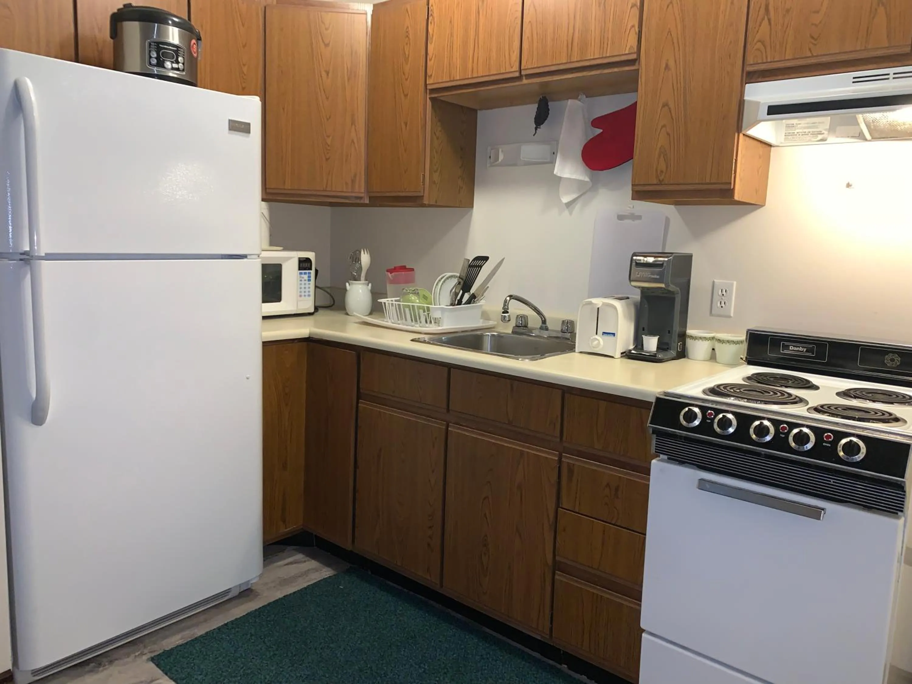 Kitchen or kitchenette in Destination Family Hotel