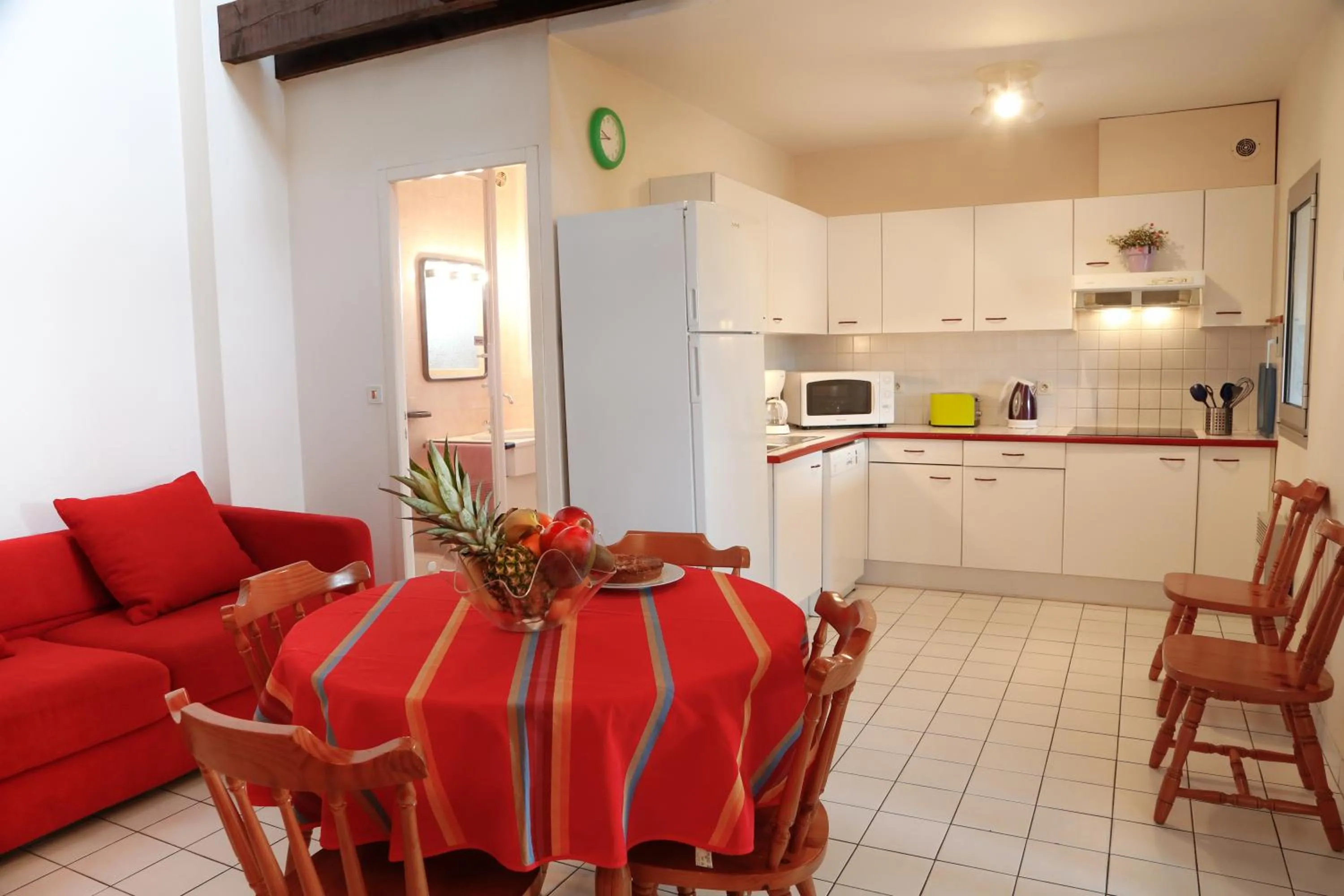 Kitchen or kitchenette in Résidence d'Aquitaine
