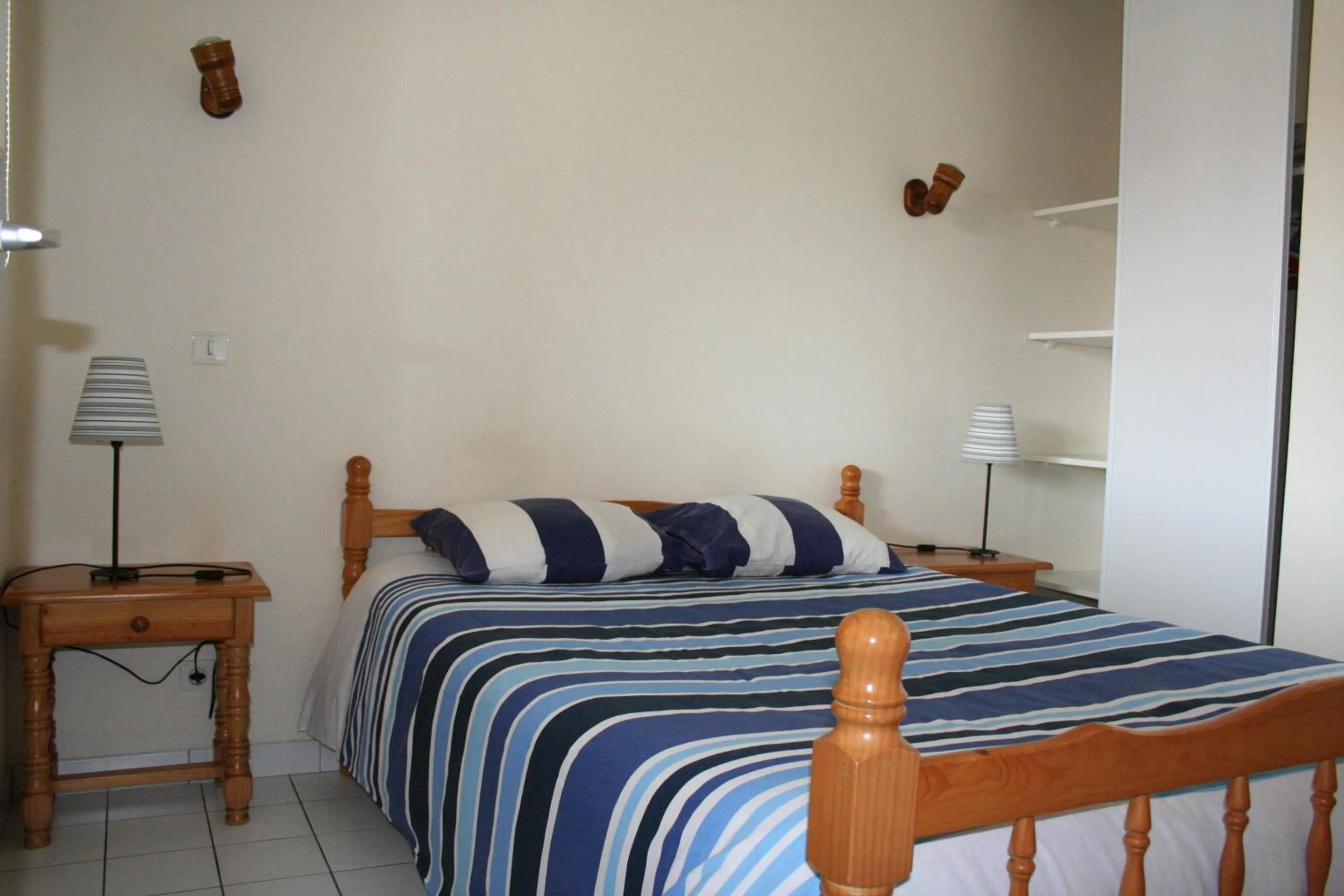 Photo of the whole room, Bed in Résidence d'Aquitaine