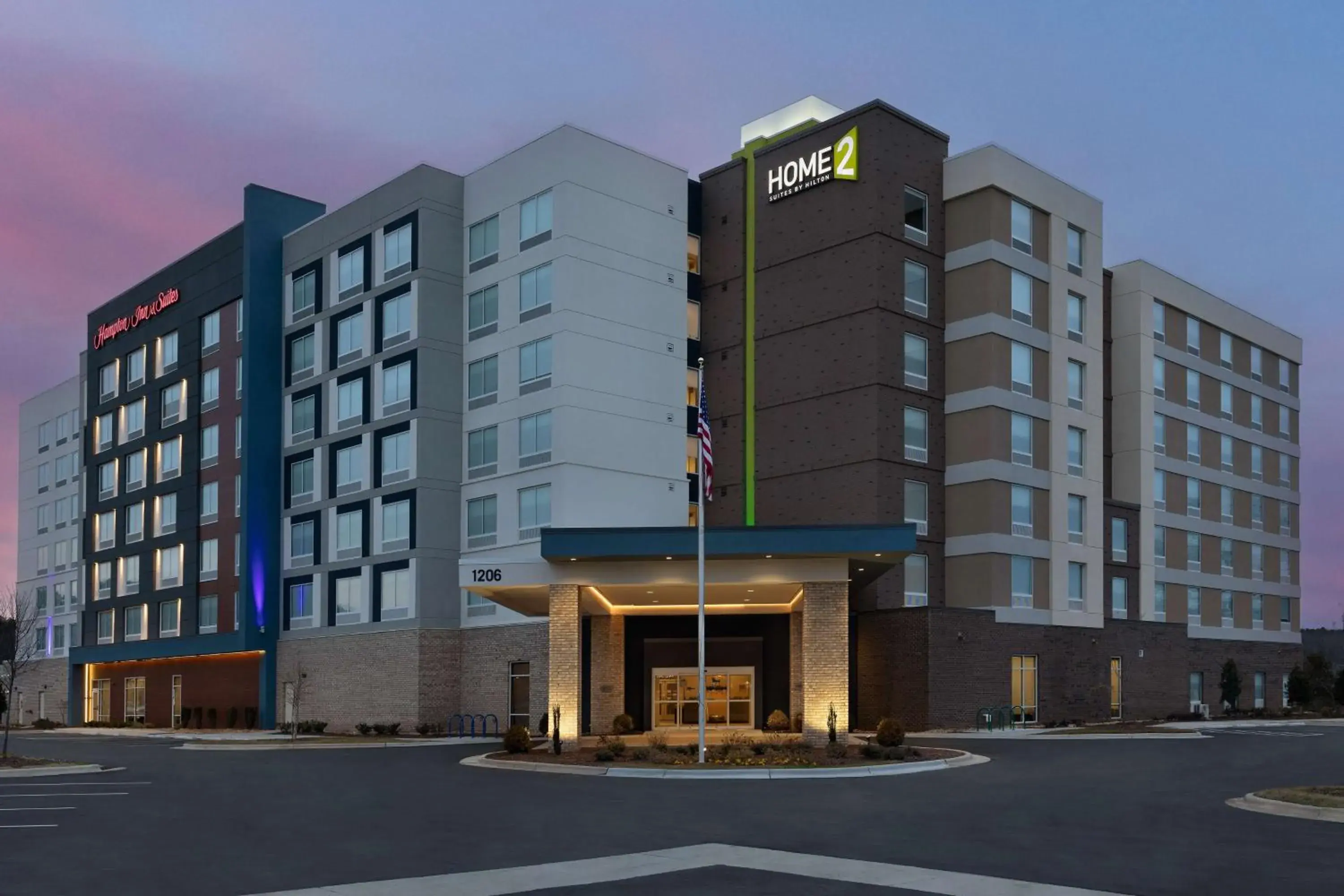 Property building in Home2 Suites By Hilton Durham University Medical Center Property building in Home2 Suites By Hilton Durham University Medical Center