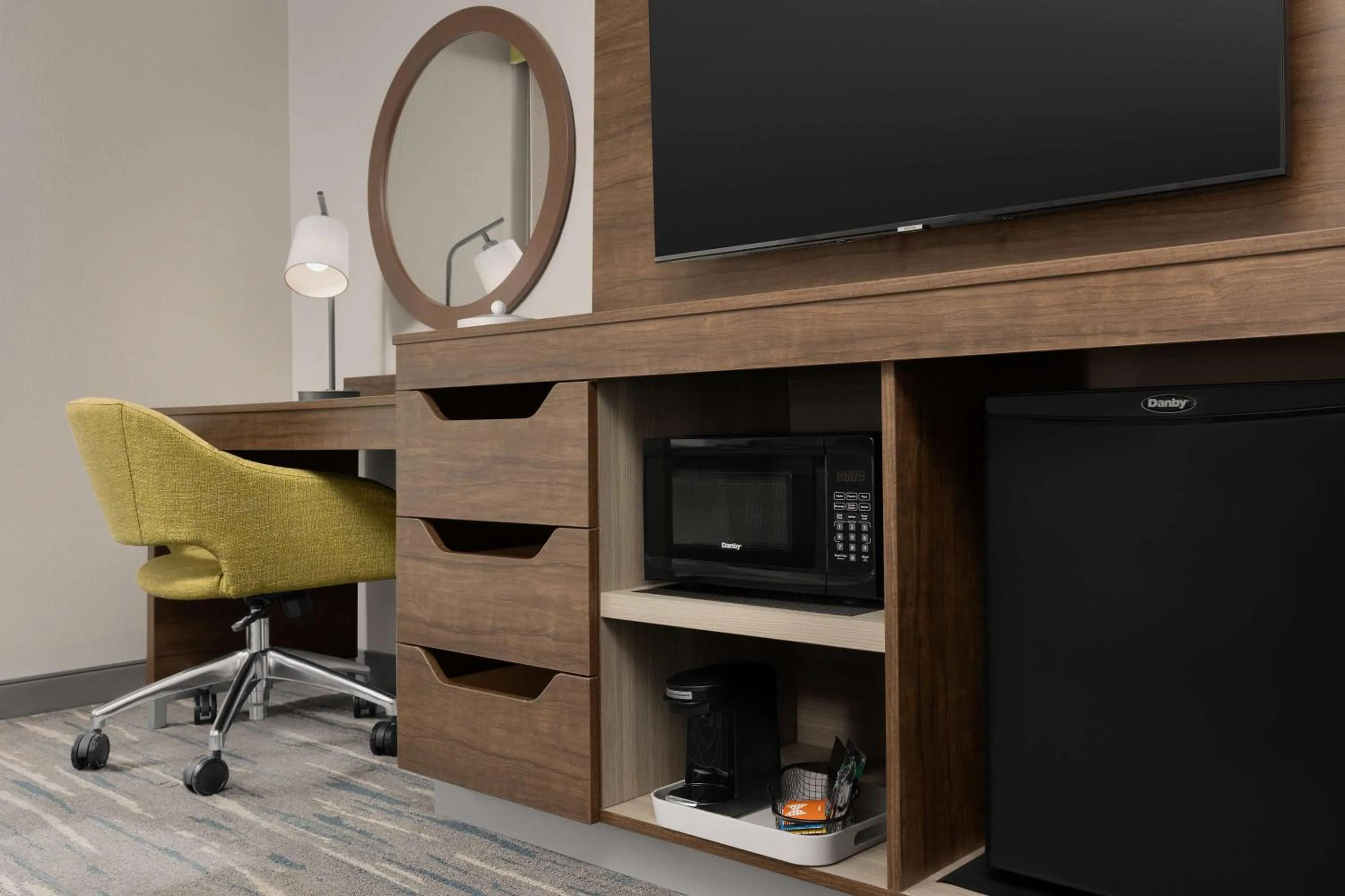 Bedroom in Hampton Inn & Suites Durham University Medical Center