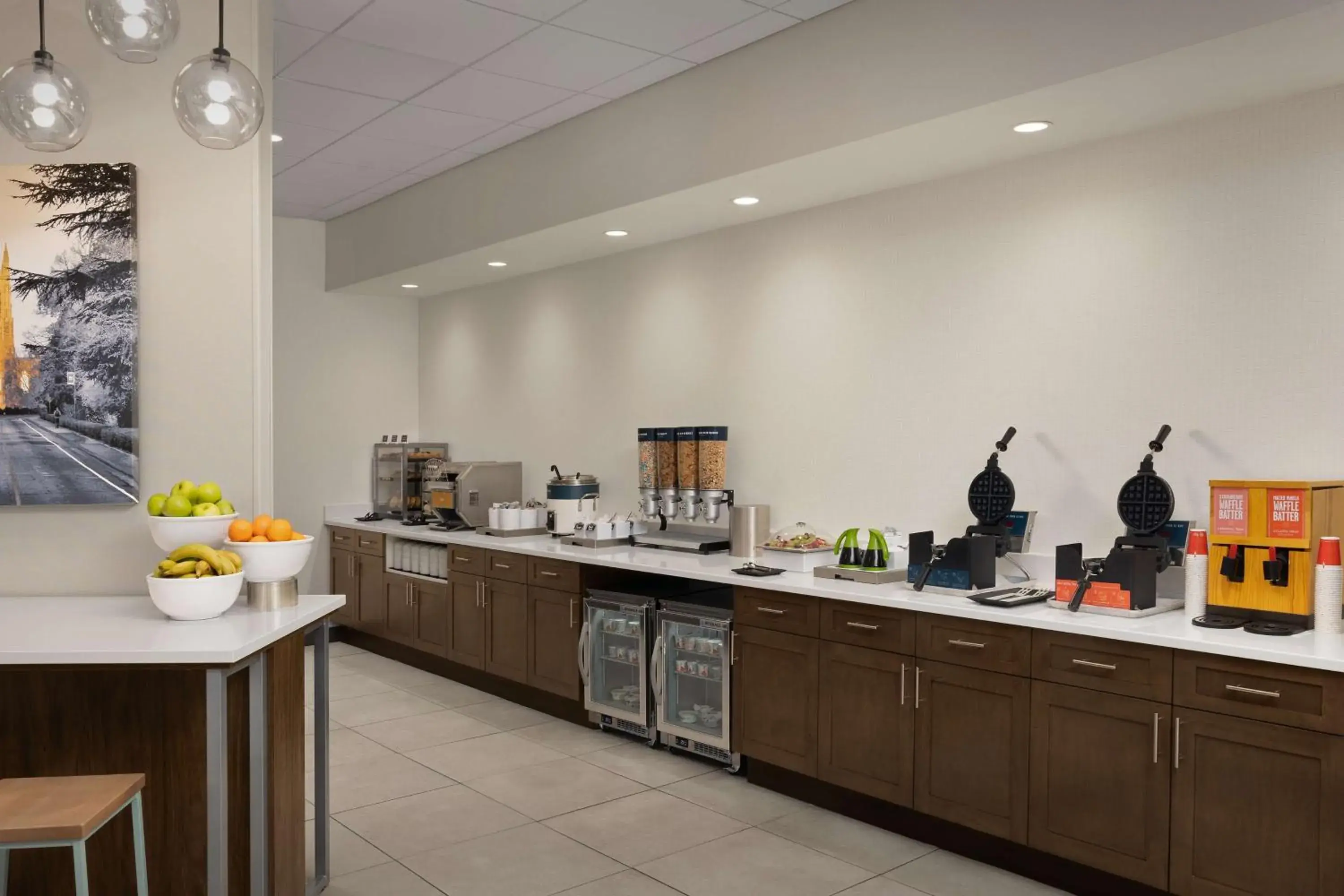 Breakfast in Hampton Inn & Suites Durham University Medical Center Breakfast in Hampton Inn & Suites Durham University Medical Center