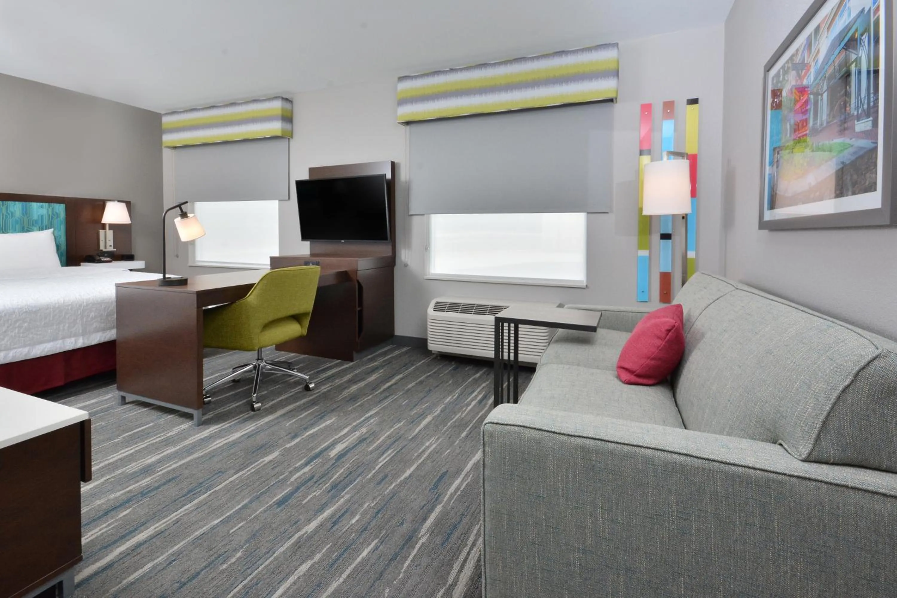 Bedroom, Bed in Hampton Inn & Suites Durham University Medical Center