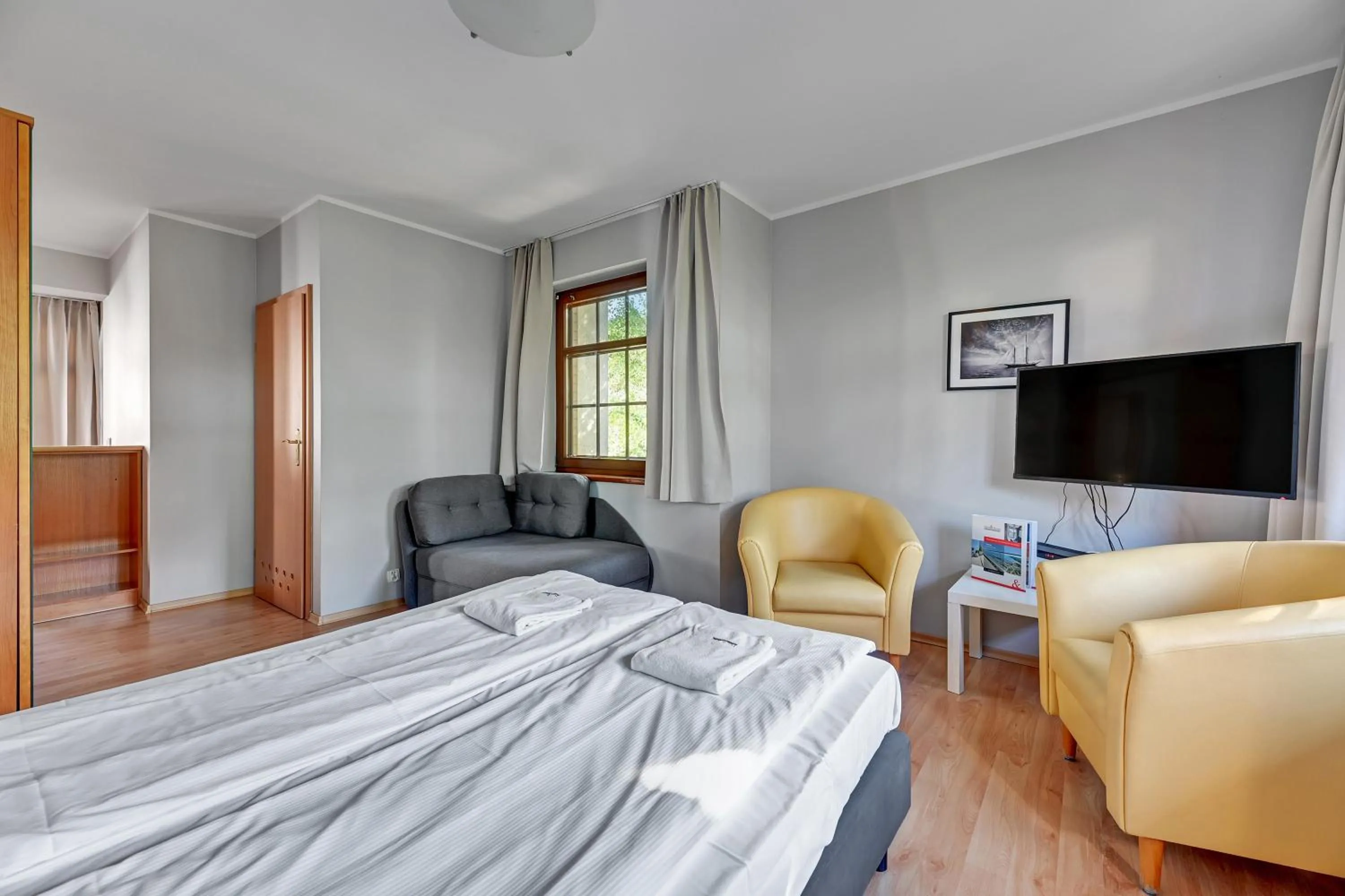 TV and multimedia, Bed in Dom & House - Apartamenty Zacisze
