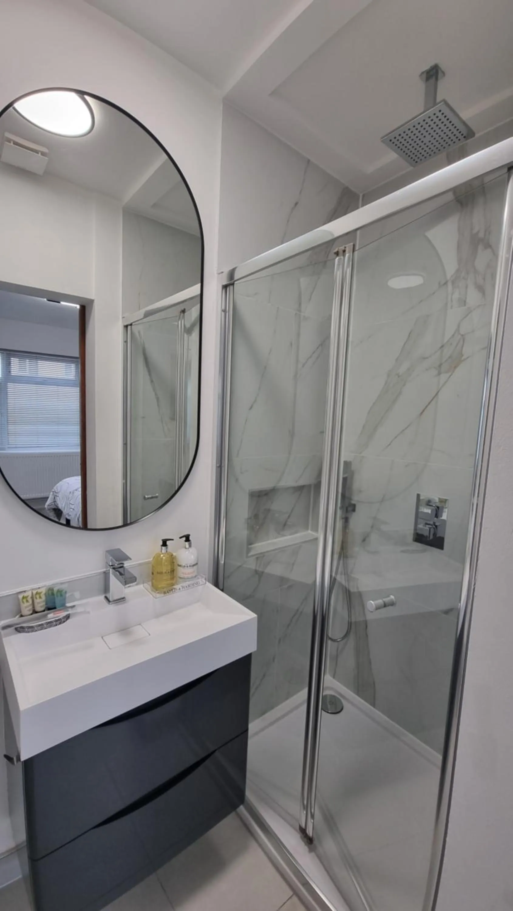 Bathroom in Stylish Suites with kitchenette