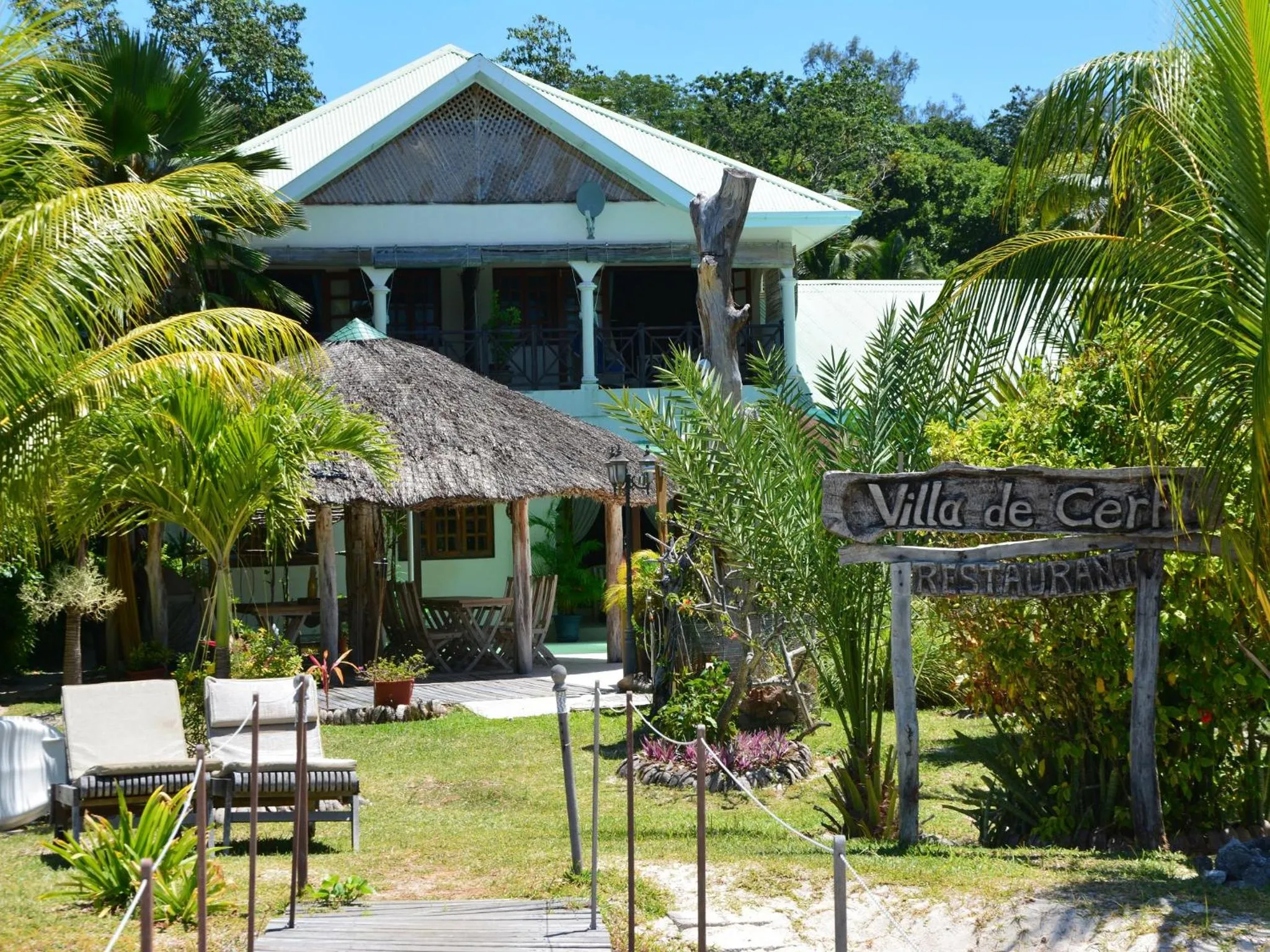 Property building in Villa De Cerf