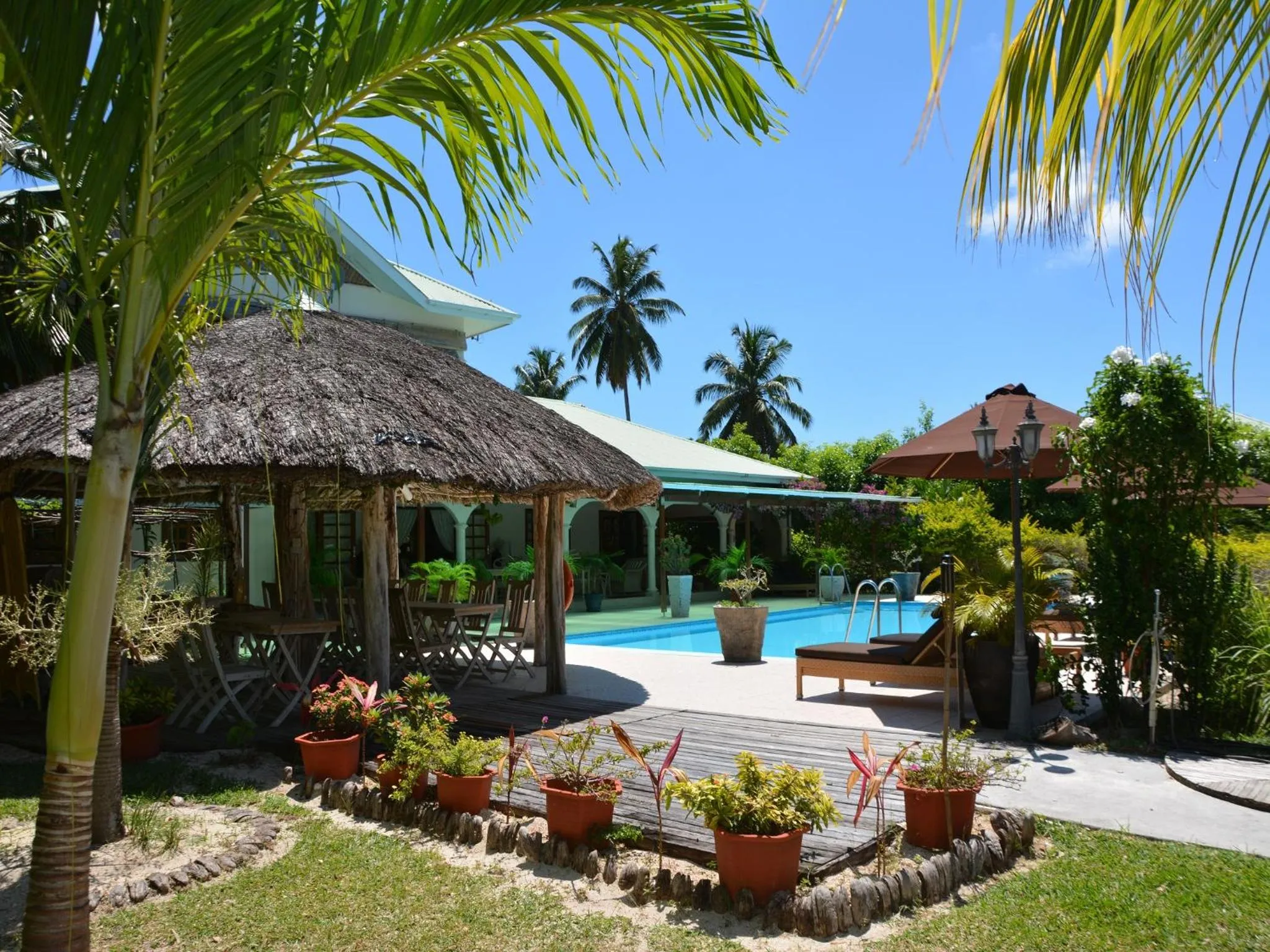 Pool view in Villa De Cerf