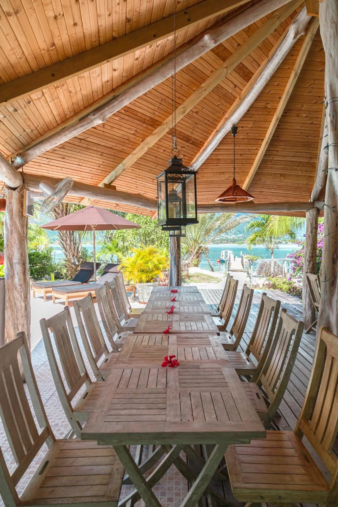 Restaurant/places to eat in Villa De Cerf
