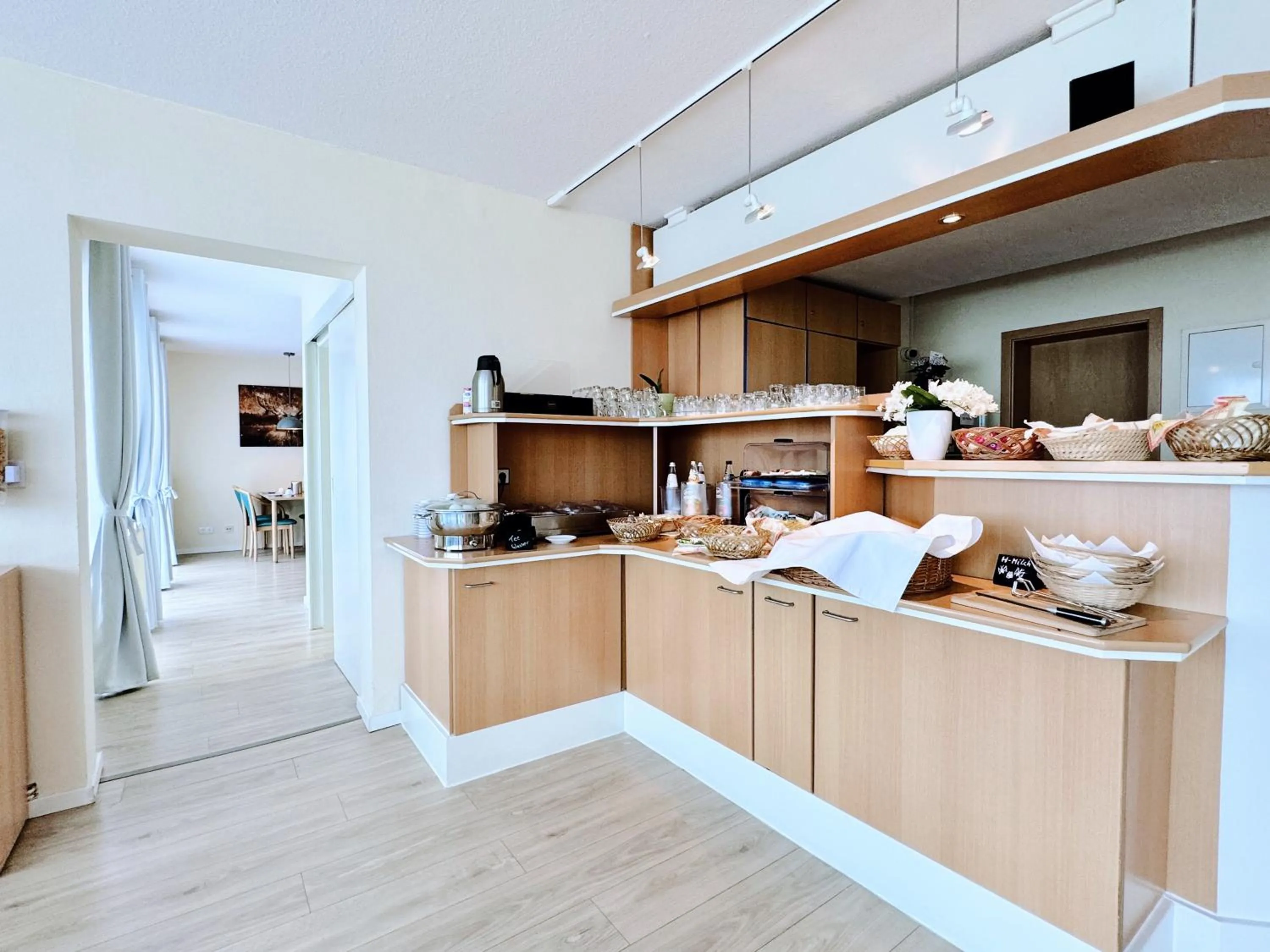 Breakfast in REGIOHOTEL Salzland Schönebeck