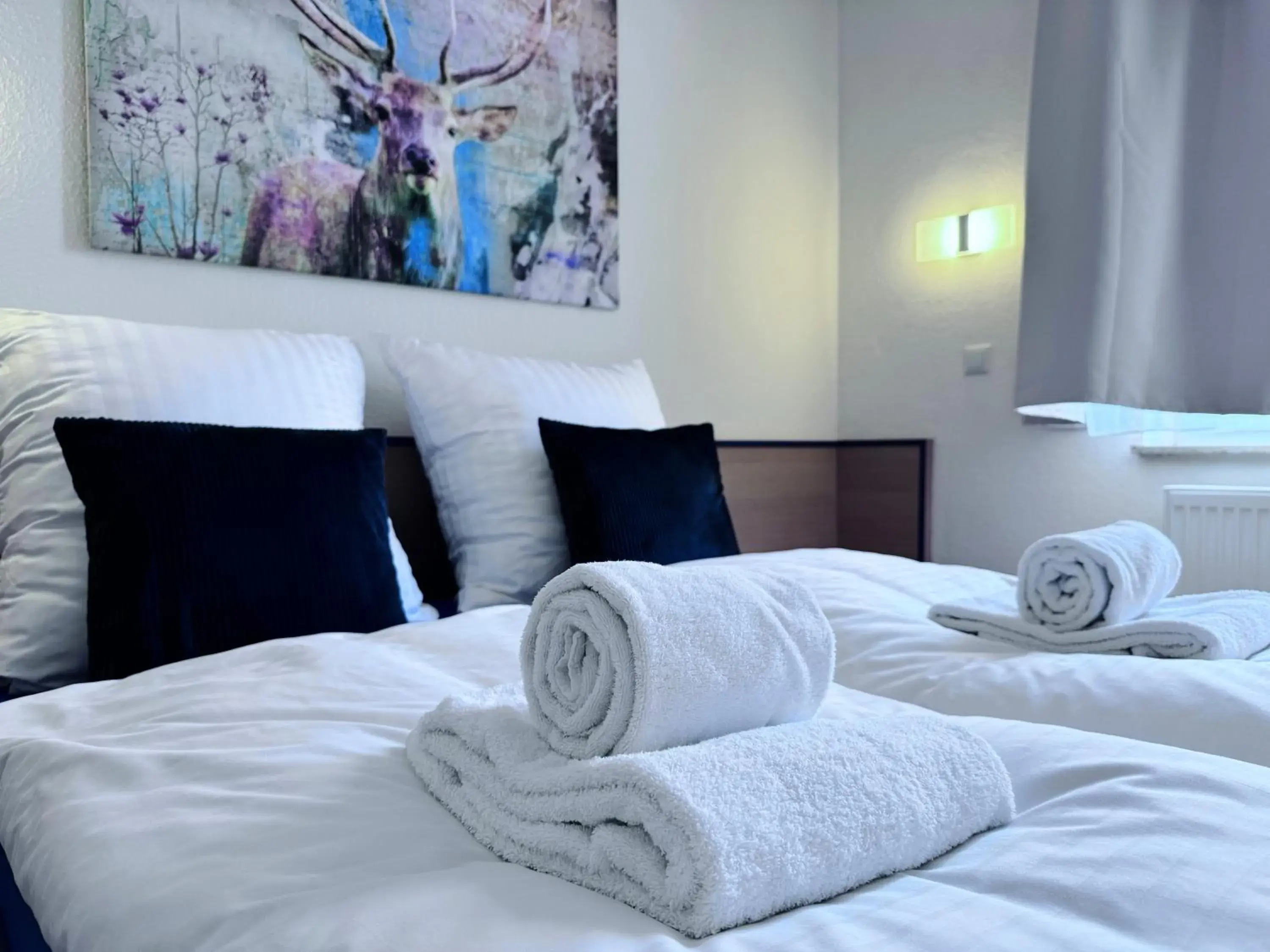 Photo of the whole room, Bed in REGIOHOTEL Salzland Schönebeck - #AutobahnA14 #TopPreisLeistung #FreeParking #Wallbox Photo of the whole room, Bed in REGIOHOTEL Salzland Schönebeck - #AutobahnA14 #TopPreisLeistung #FreeParking #Wallbox