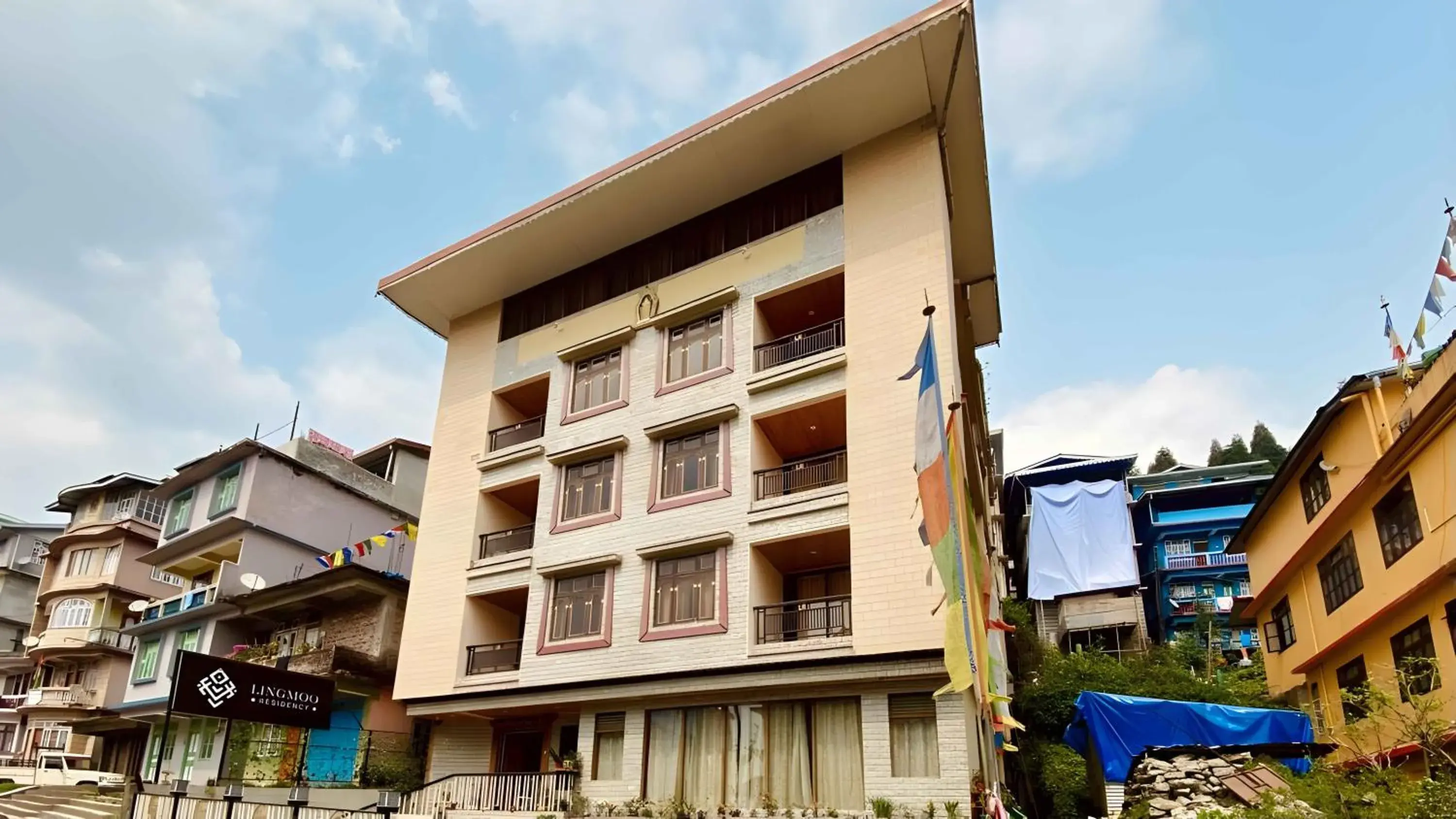 Lingmoo Residency Lingmoo Residency