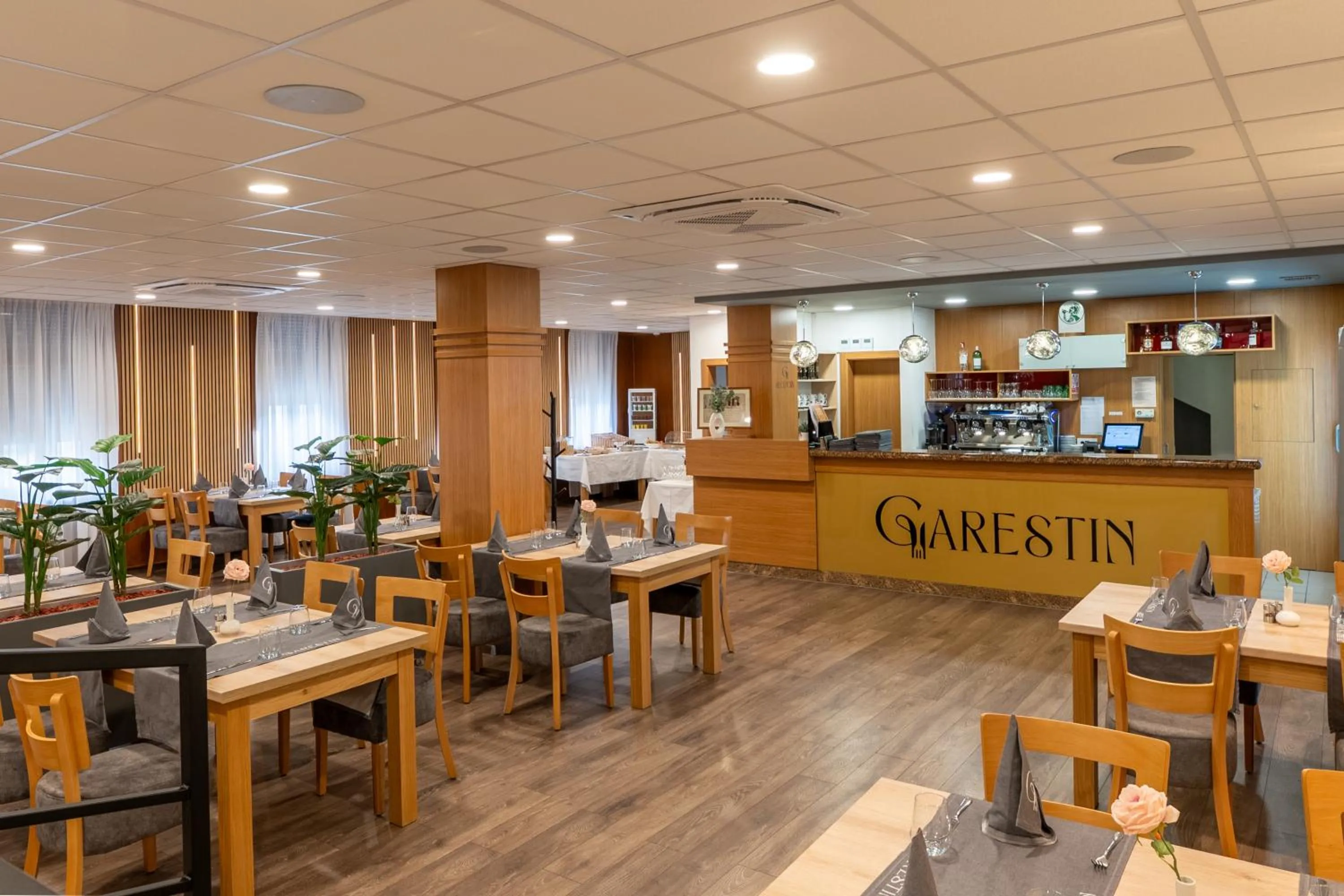 Restaurant/places to eat in B&B Garestin