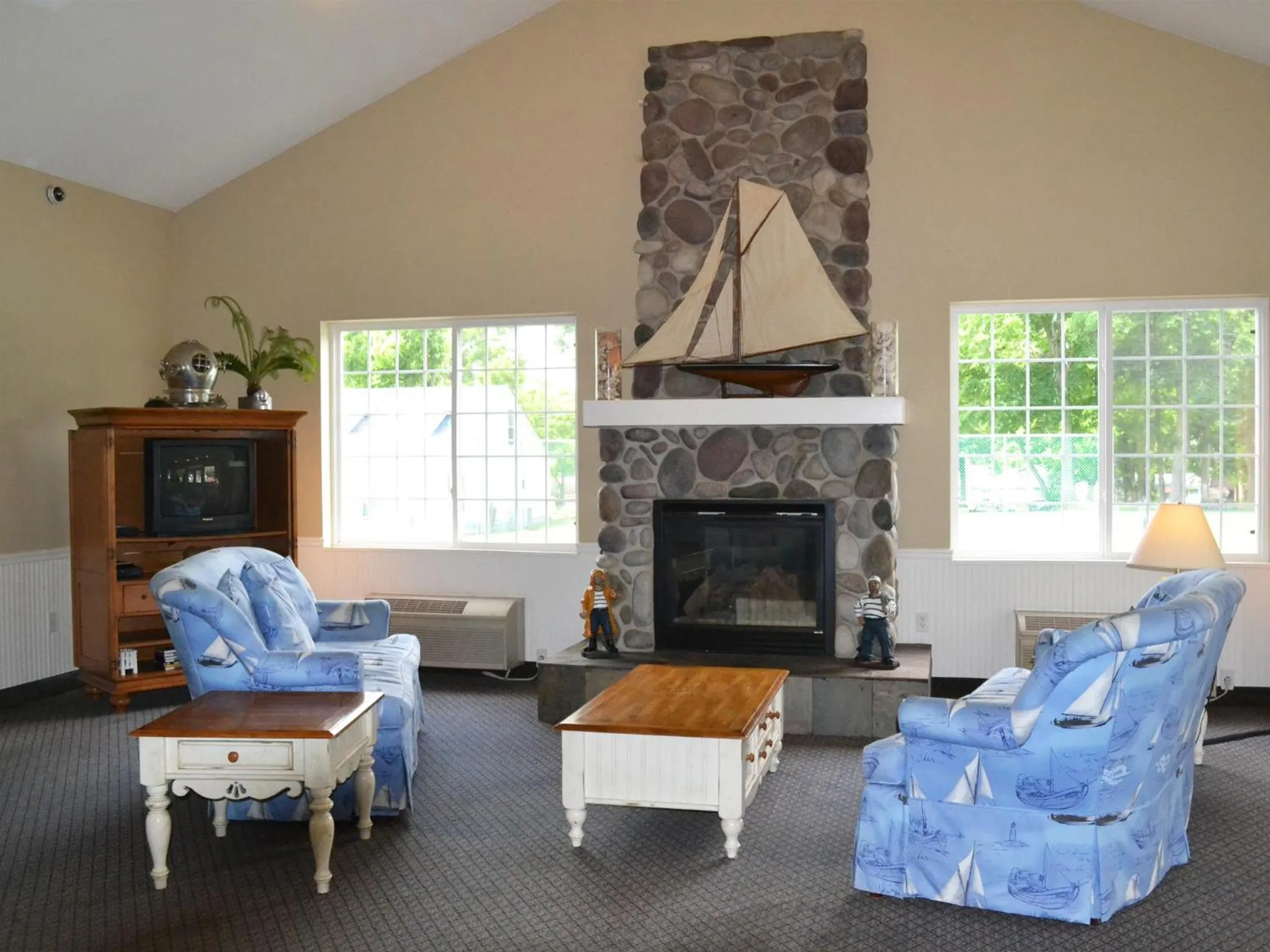 Living room in South Beach Resort Hotel