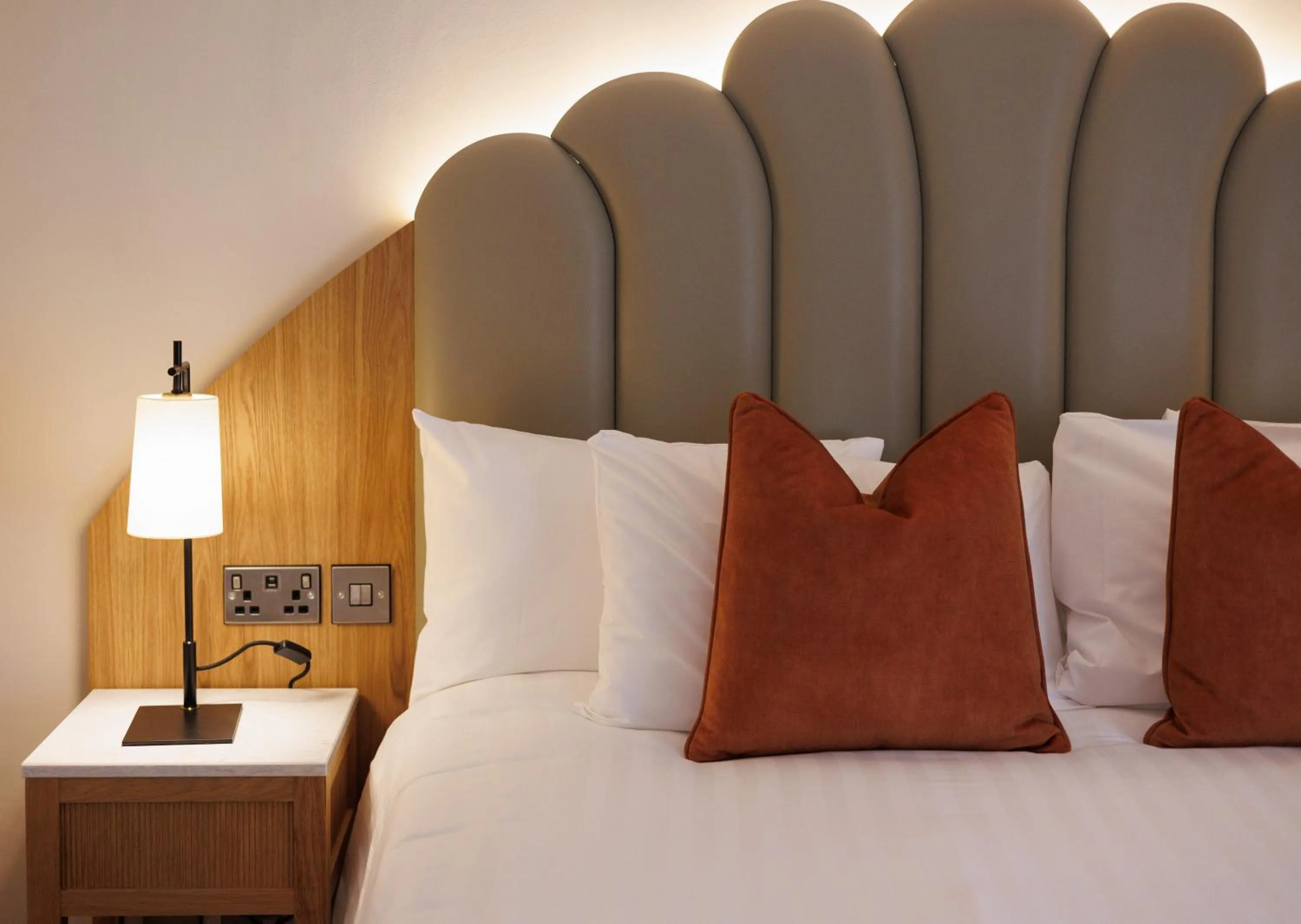 Bed in The Malone Hotel