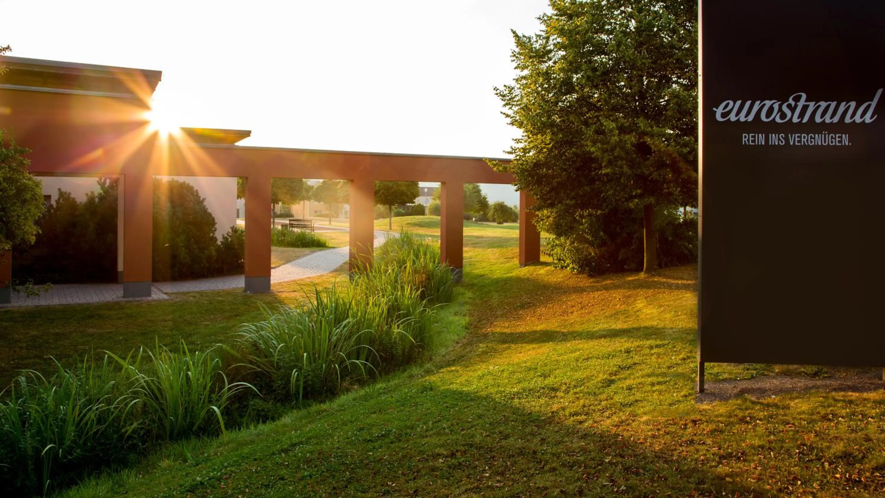 Facade/entrance in Eurostrand Resort Moseltal