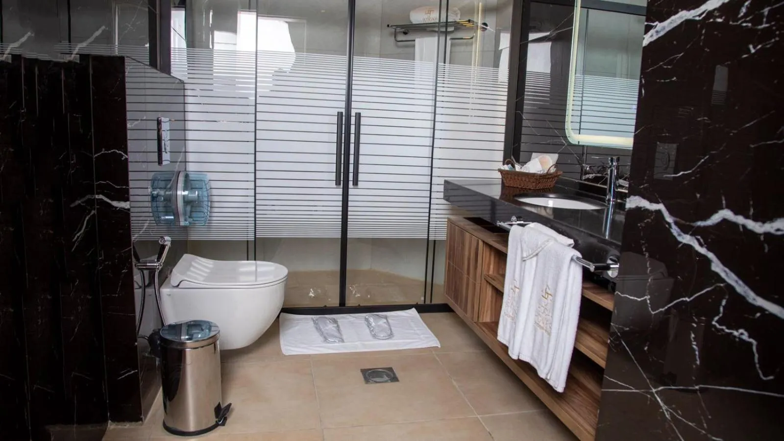 Bathroom in Jeddah Homes Boutique Hotel