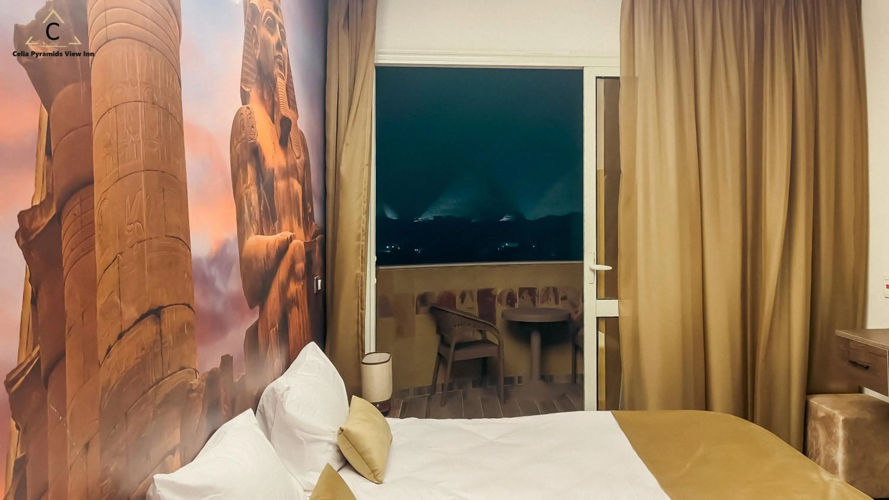 Photo of the whole room, Bed in Celia Pyramids View inn