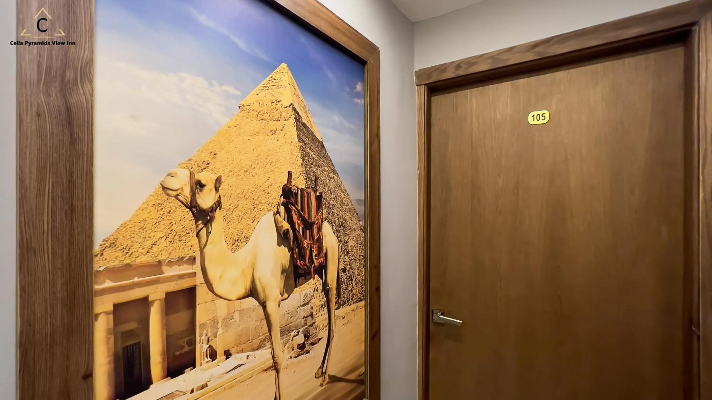 Decorative detail in Celia Pyramids View inn