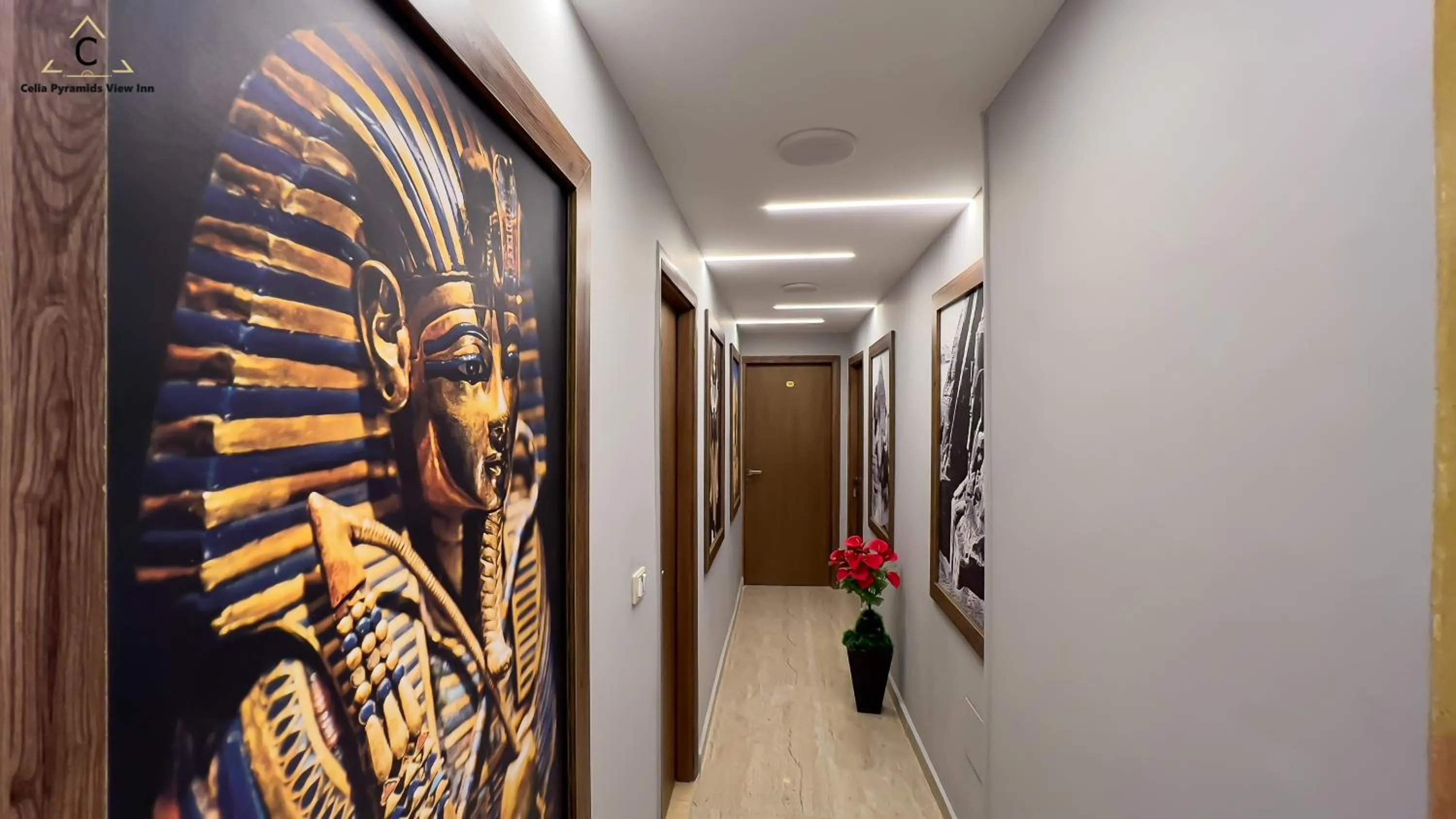 Decorative detail in Celia Pyramids View inn