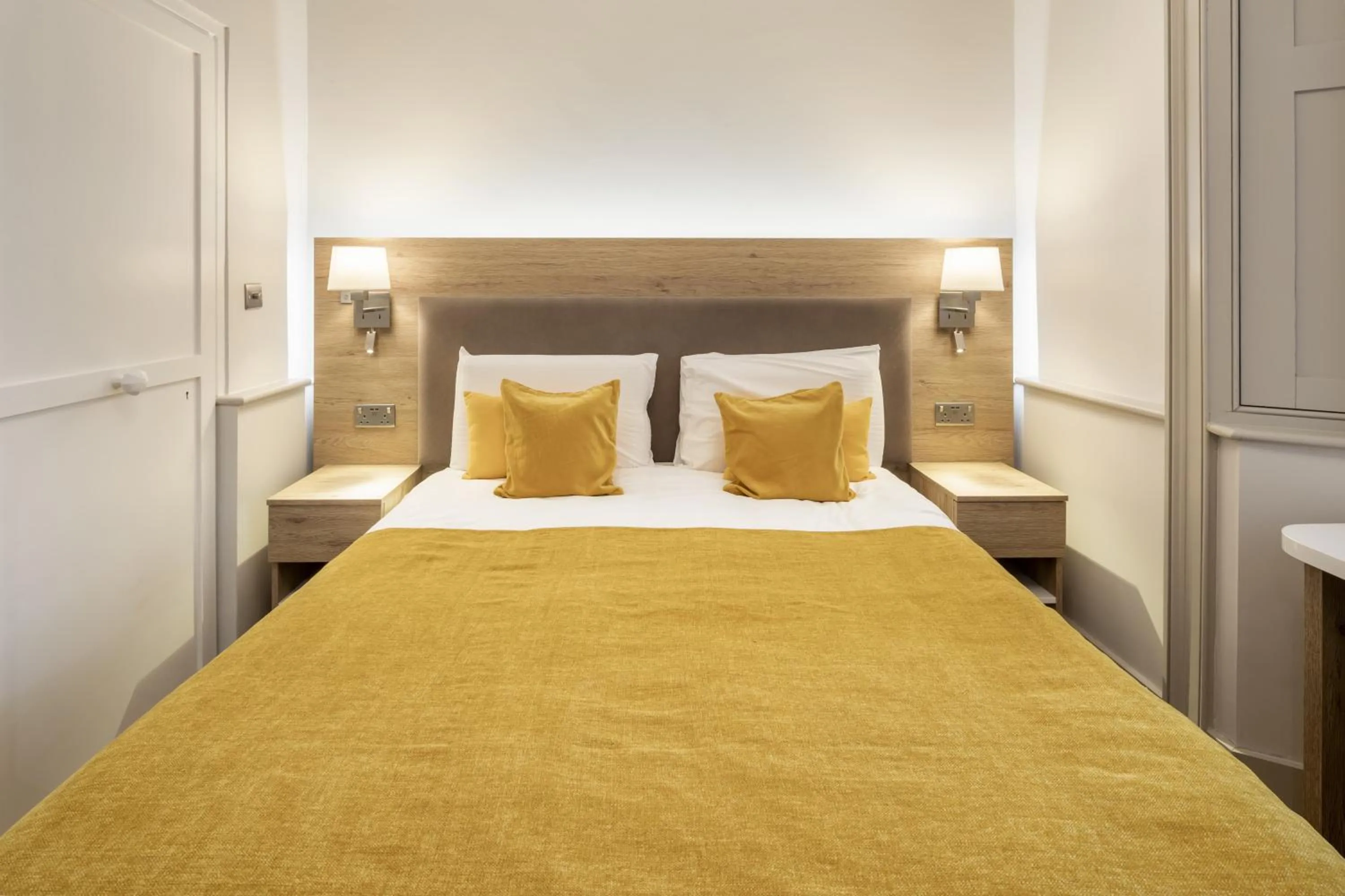 Bed in Notting Hill House