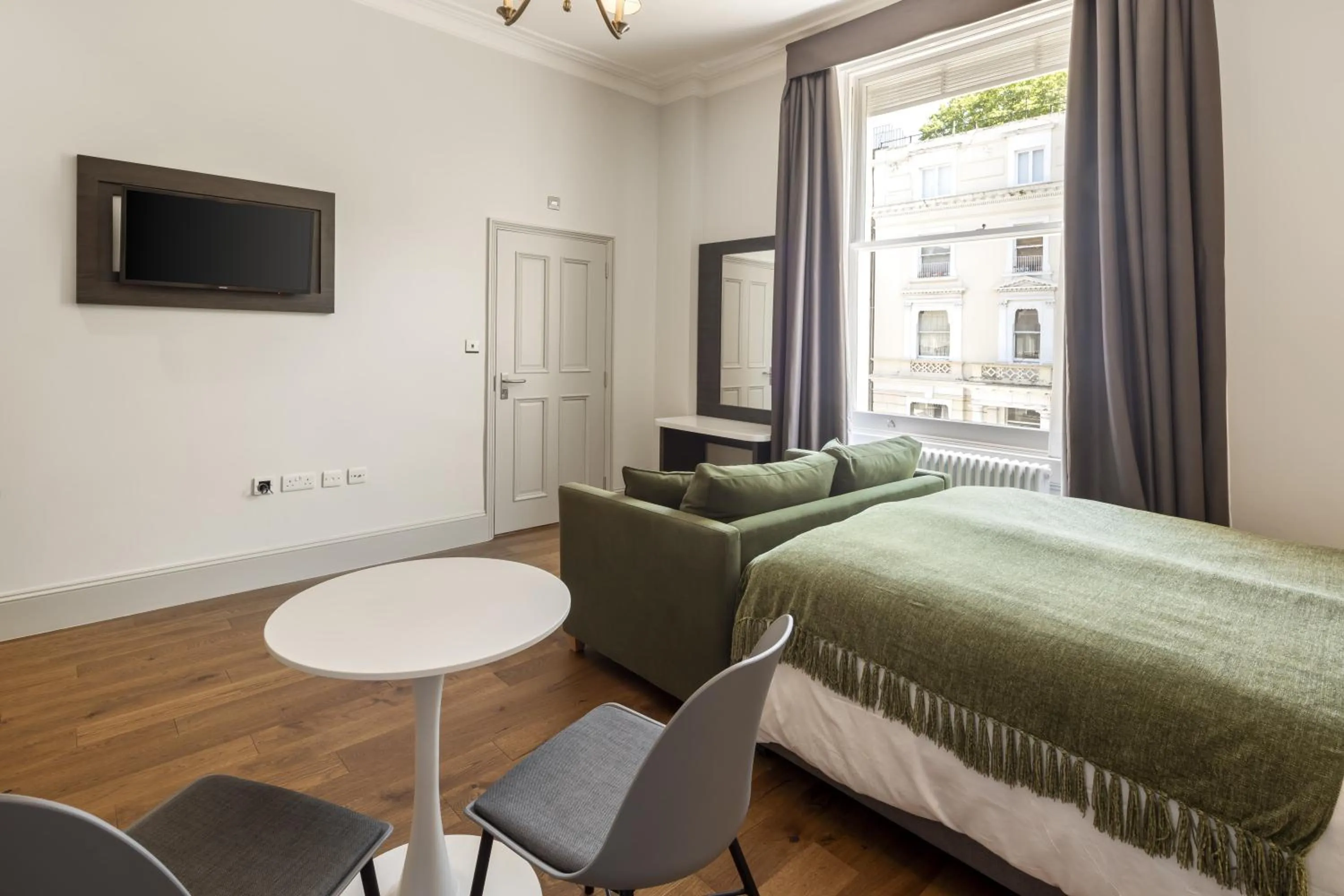 Bed in Notting Hill House