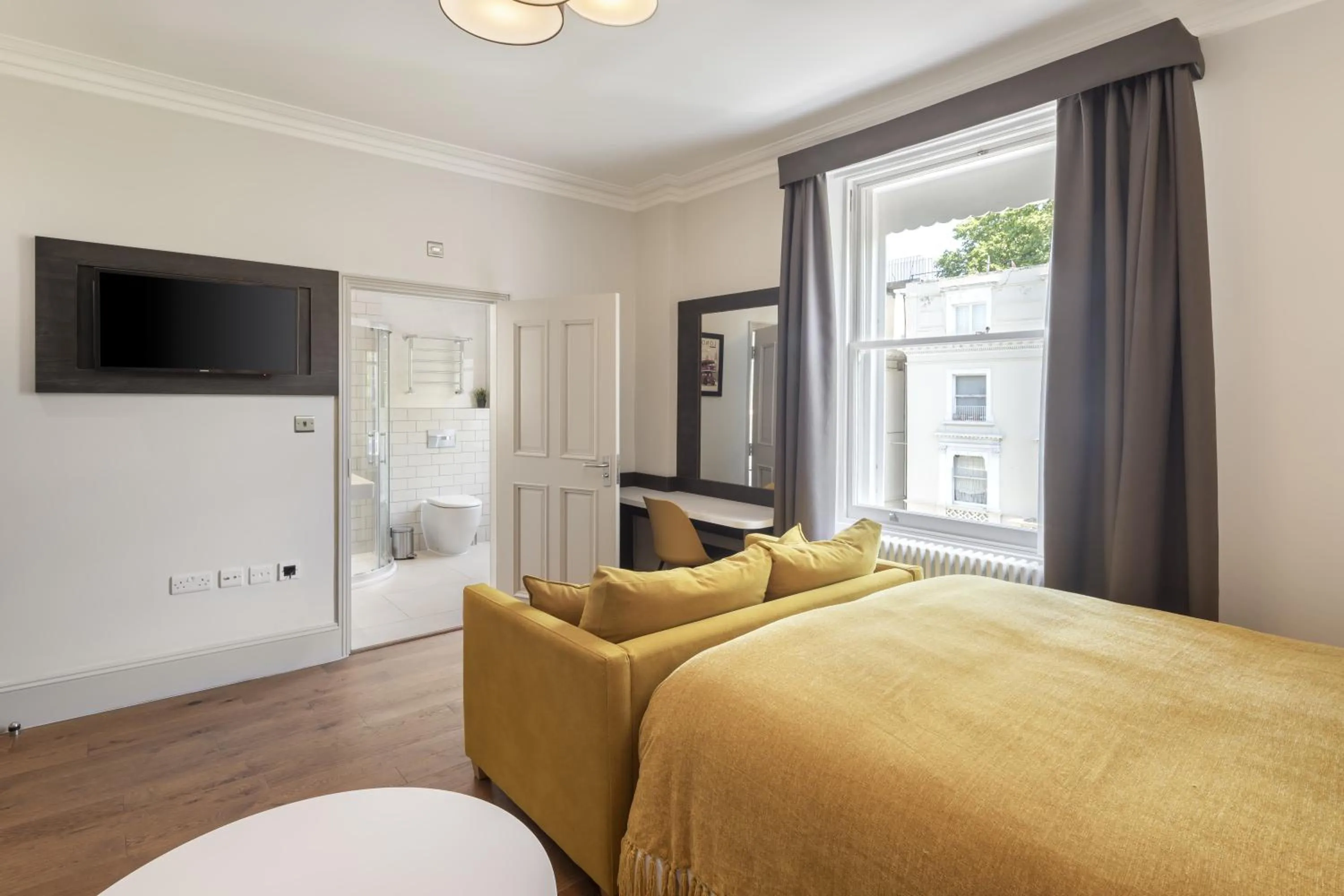 Bed in Notting Hill House