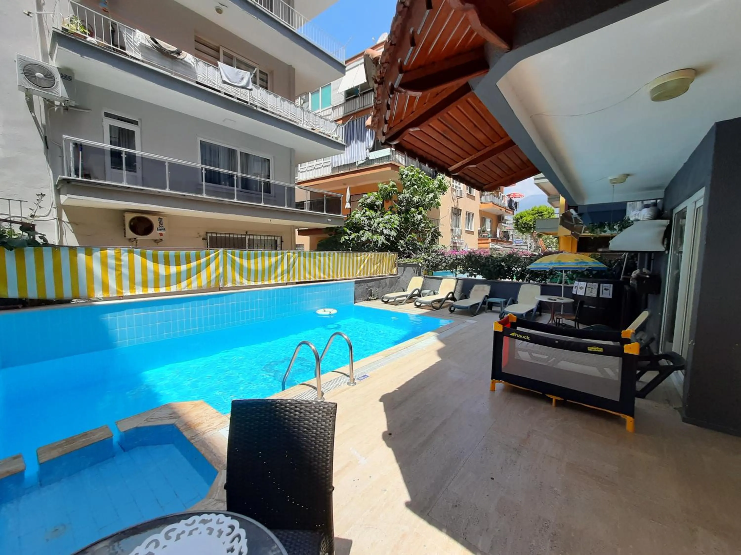 Swimming pool in Agora Apart Hotel