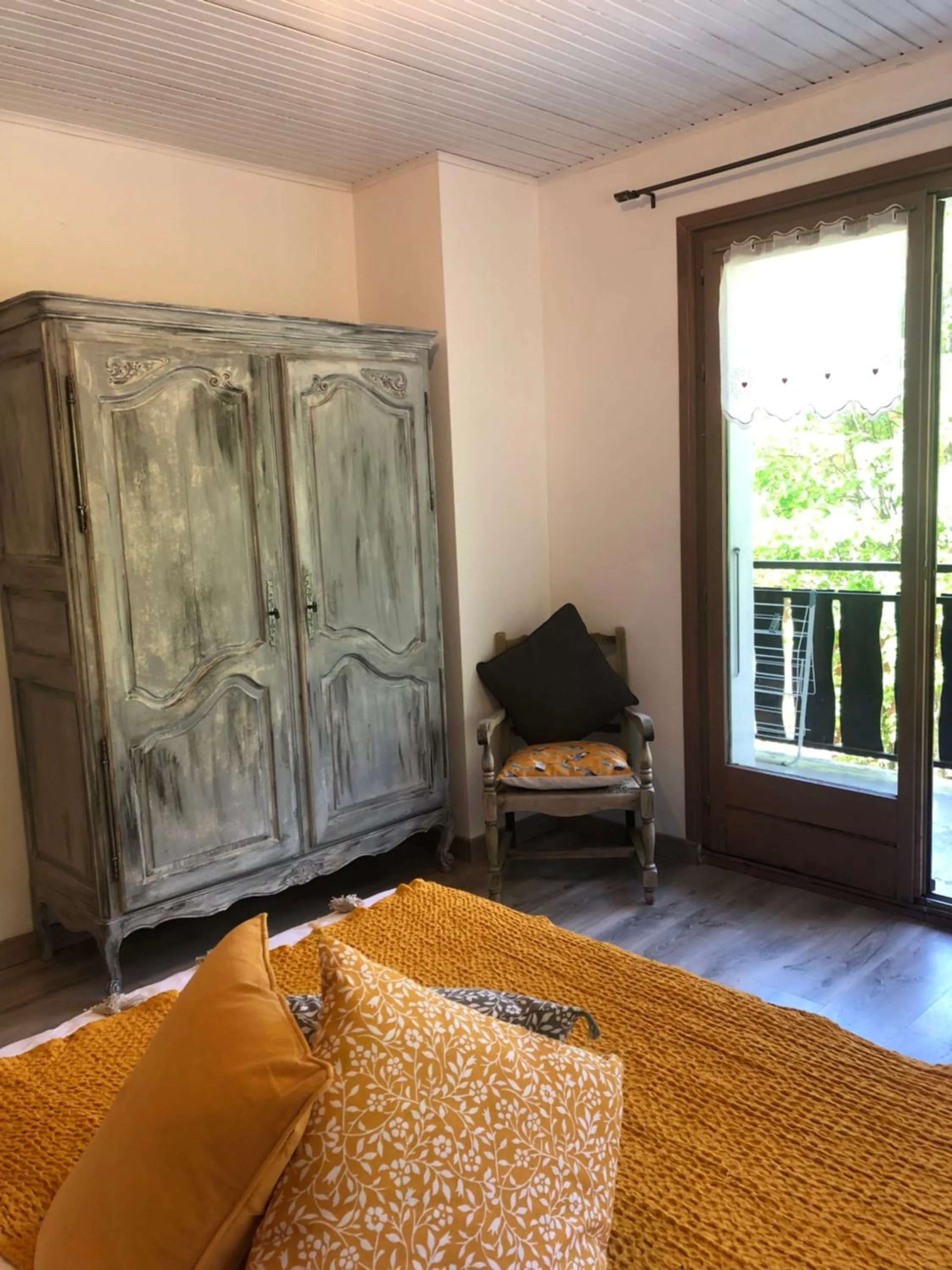 Photo of the whole room in Hôtel la Kinkerne