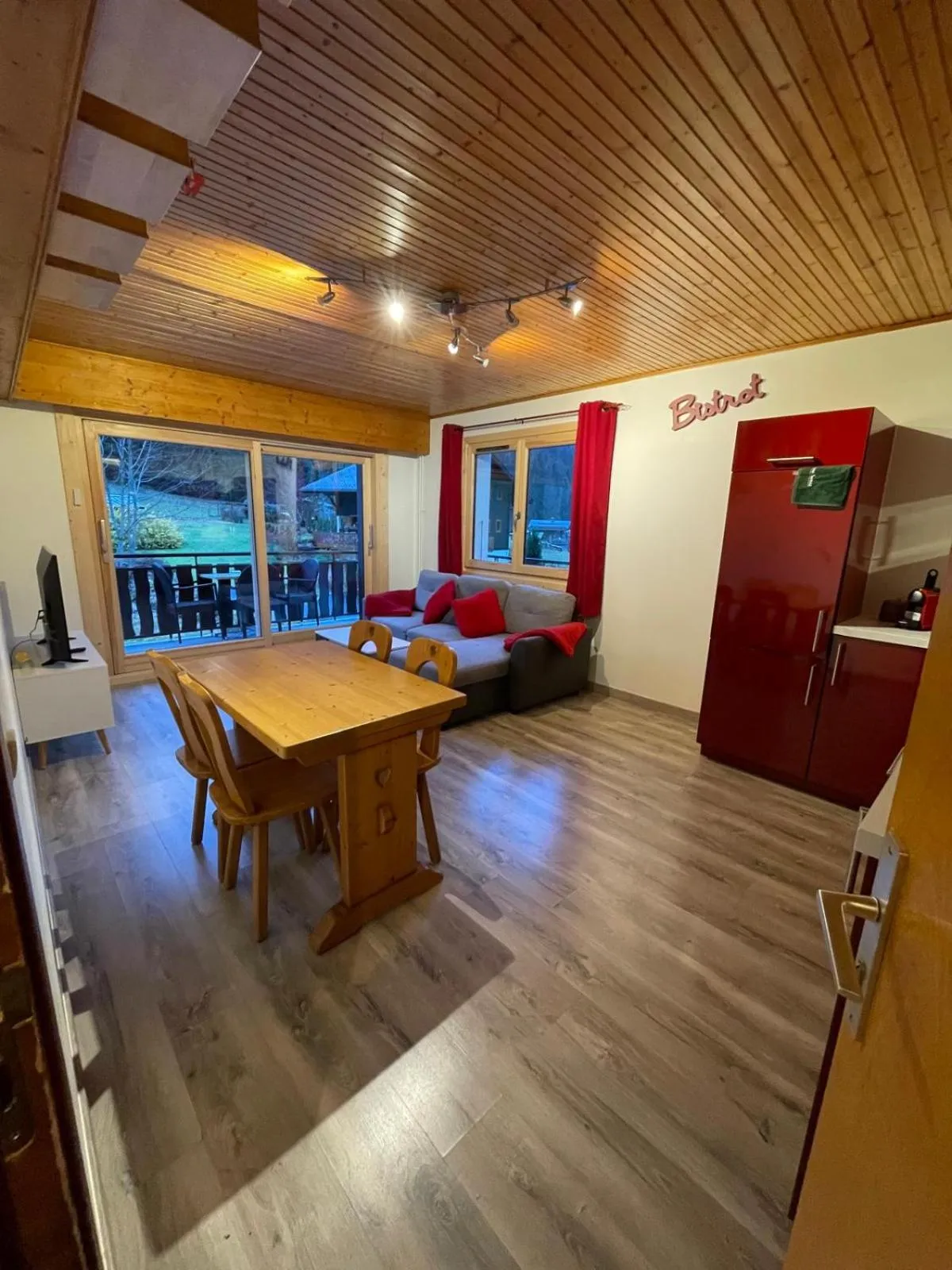 TV and multimedia in Hôtel la Kinkerne