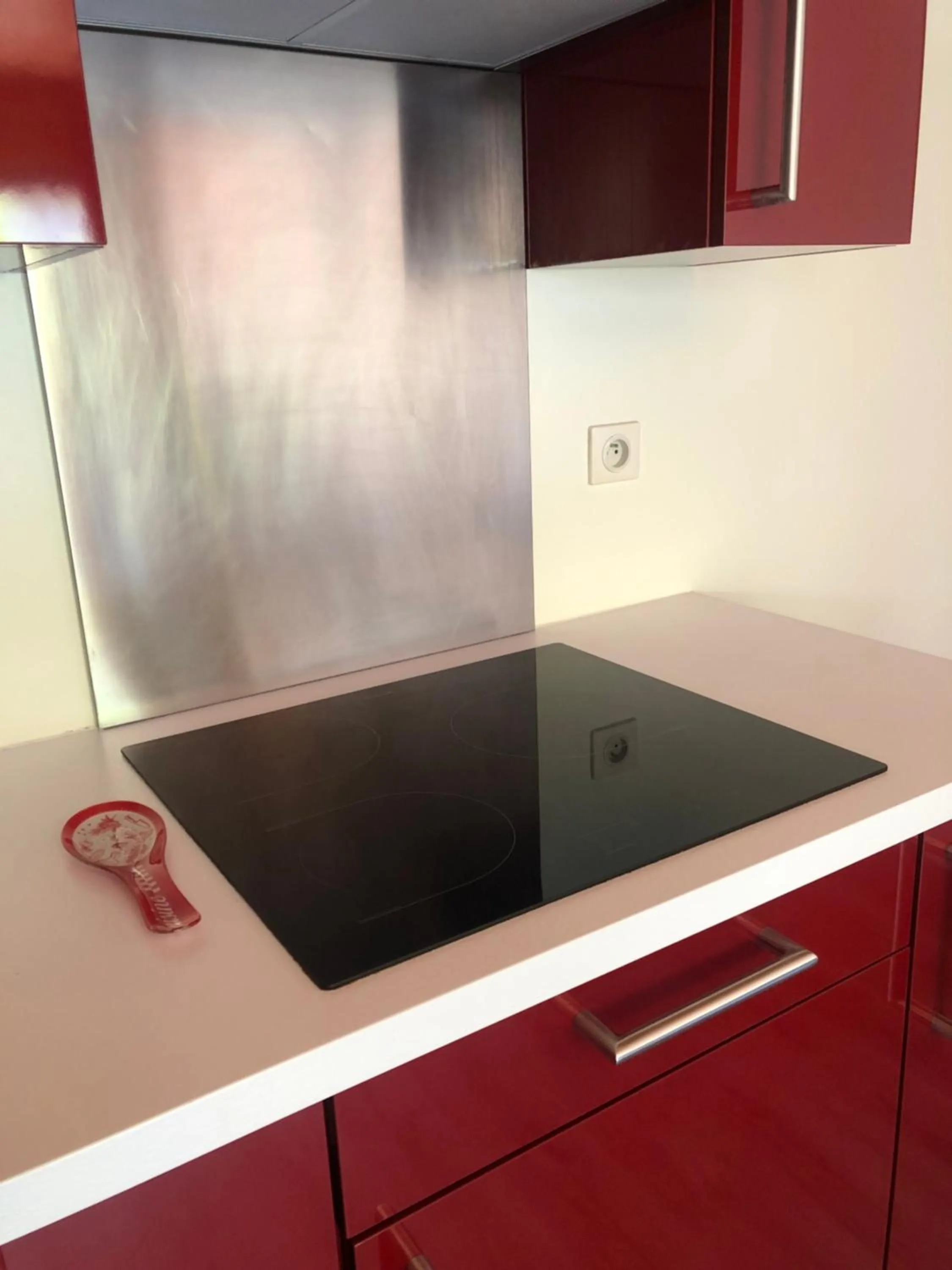 stove in Hôtel la Kinkerne