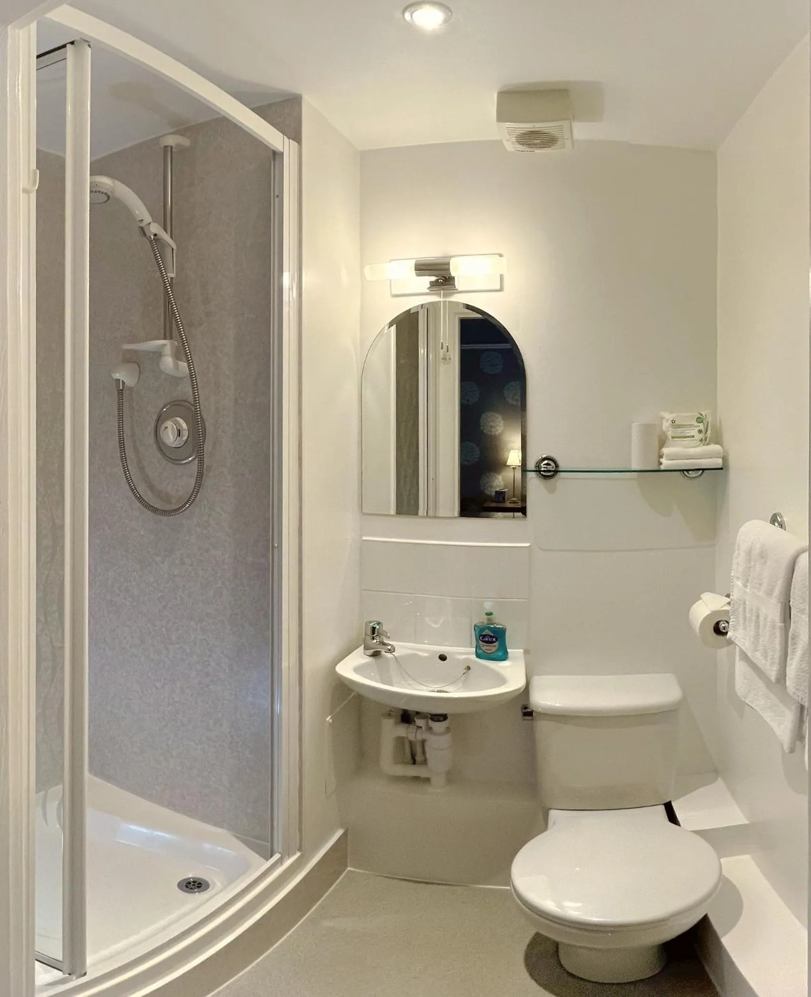 Shower in Crioch Guest House